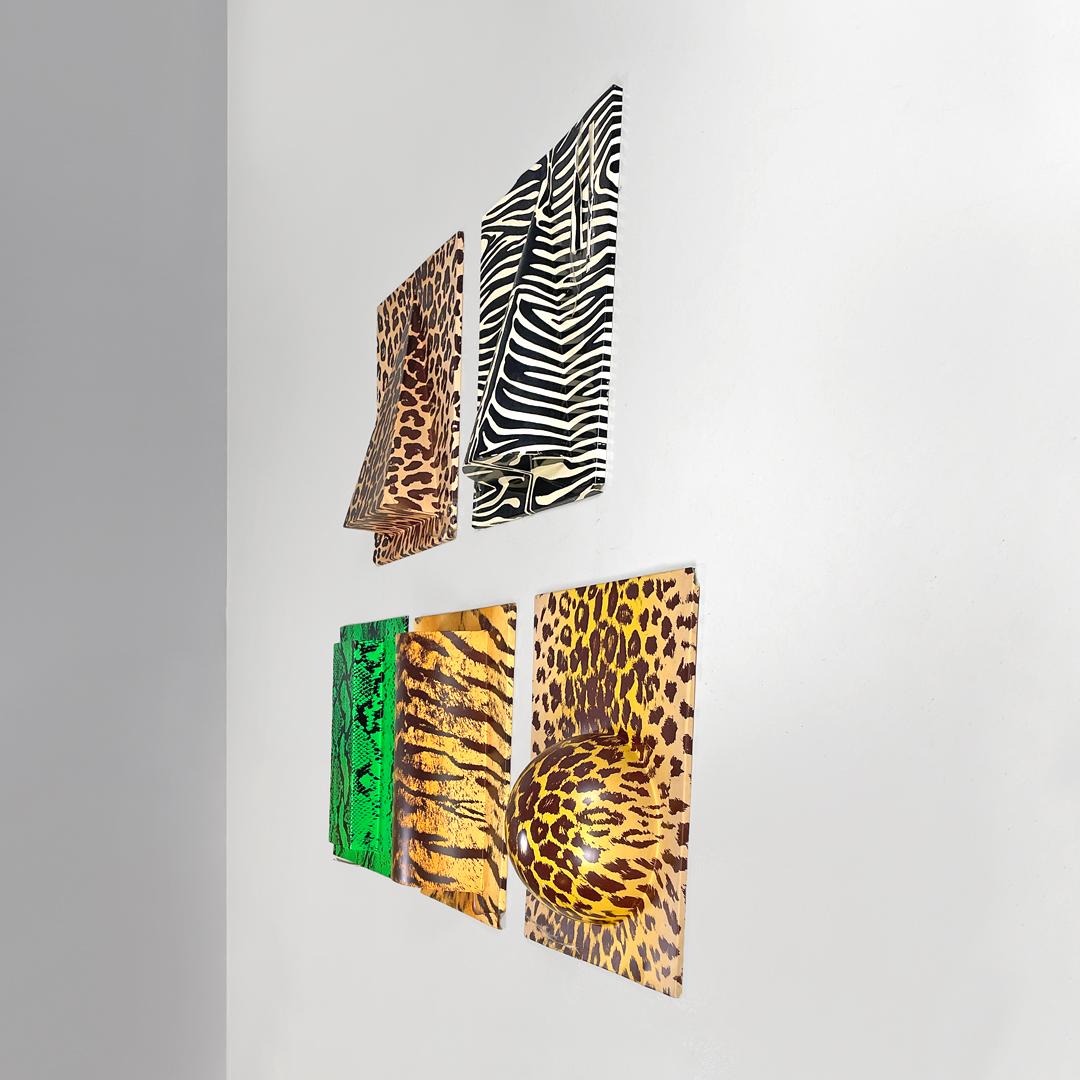 Italian modern Zoo Geometrico wall decorations by Claudio Parmiggiani, 1970s In Fair Condition For Sale In MIlano, IT