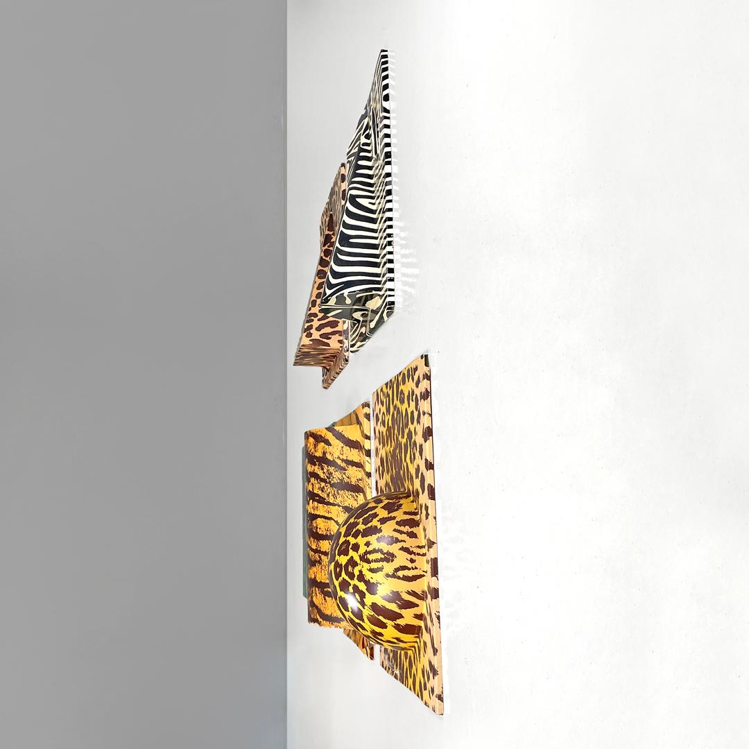 Late 20th Century Italian modern Zoo Geometrico wall decorations by Claudio Parmiggiani, 1970s For Sale