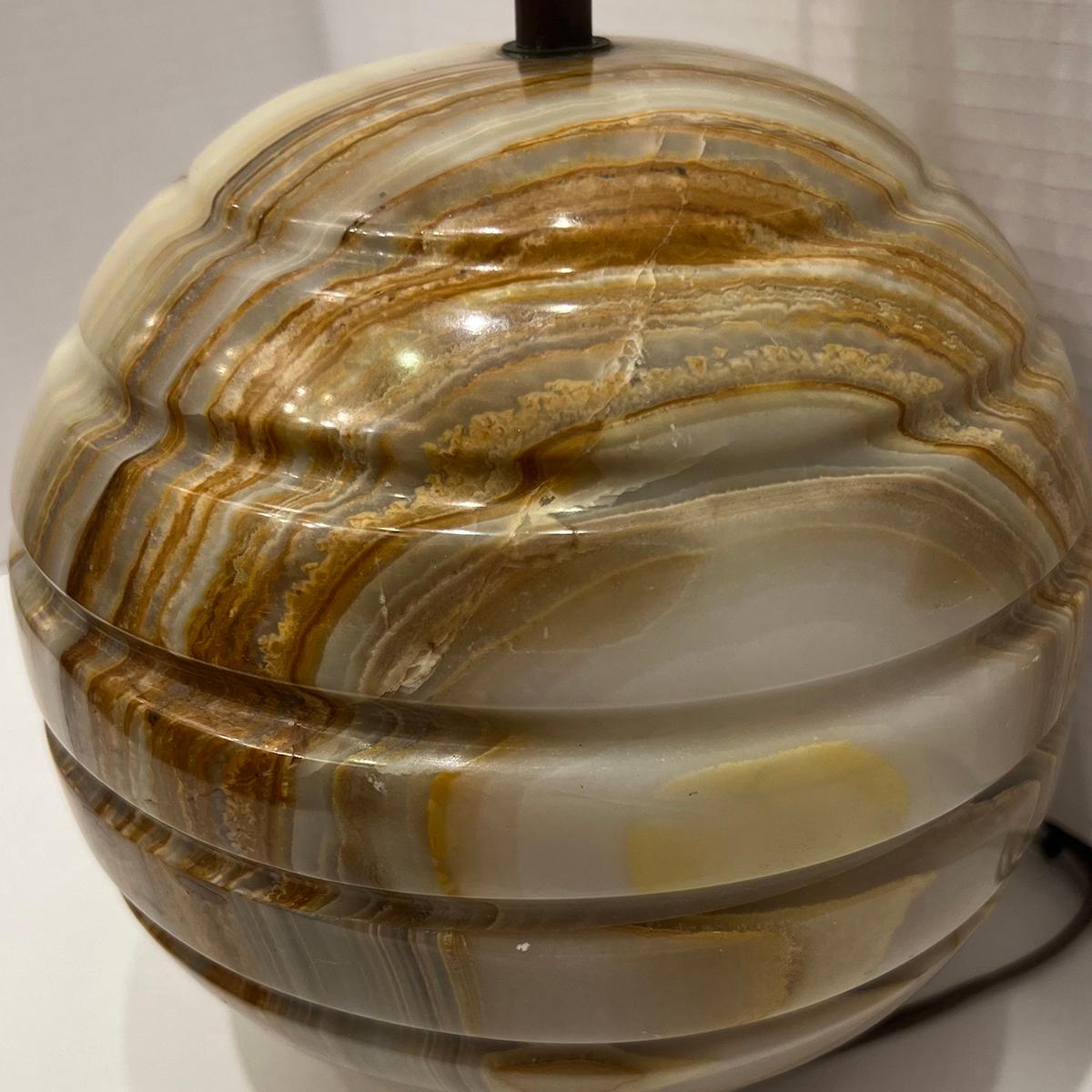 Italian Moderne Onyx Lamp In Good Condition For Sale In New York, NY