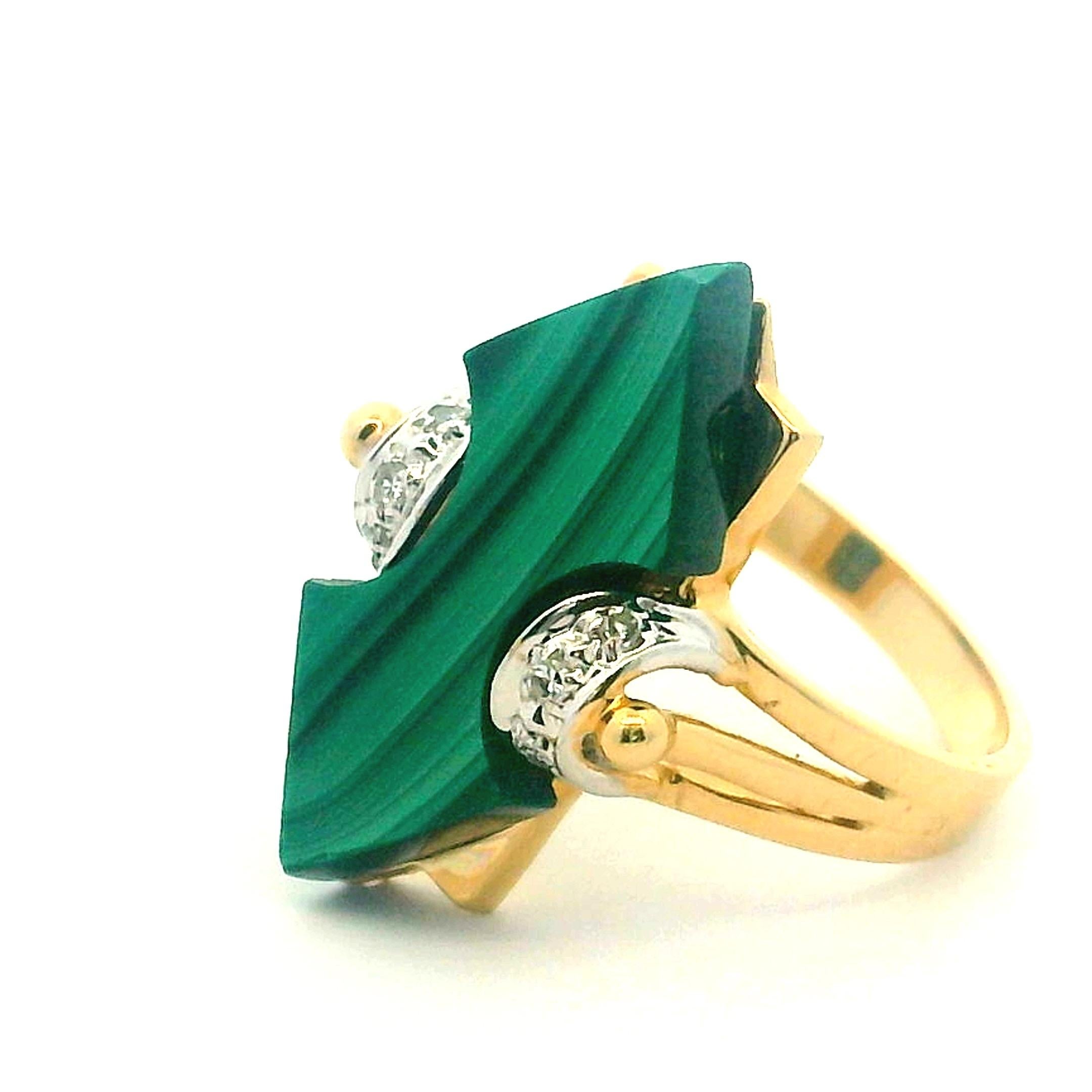 Bague sculpturale italienne en or 14K avec malachite et diamant signée TJ en vente 6
