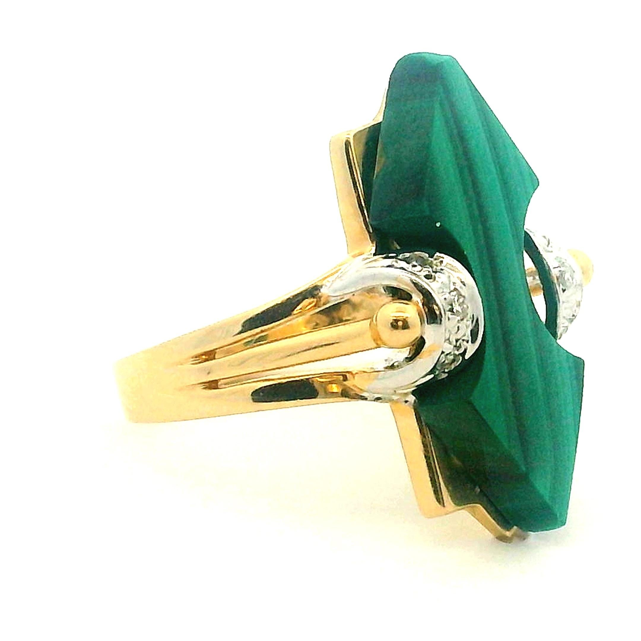 Taille mixte Bague sculpturale italienne en or 14K avec malachite et diamant signée TJ en vente