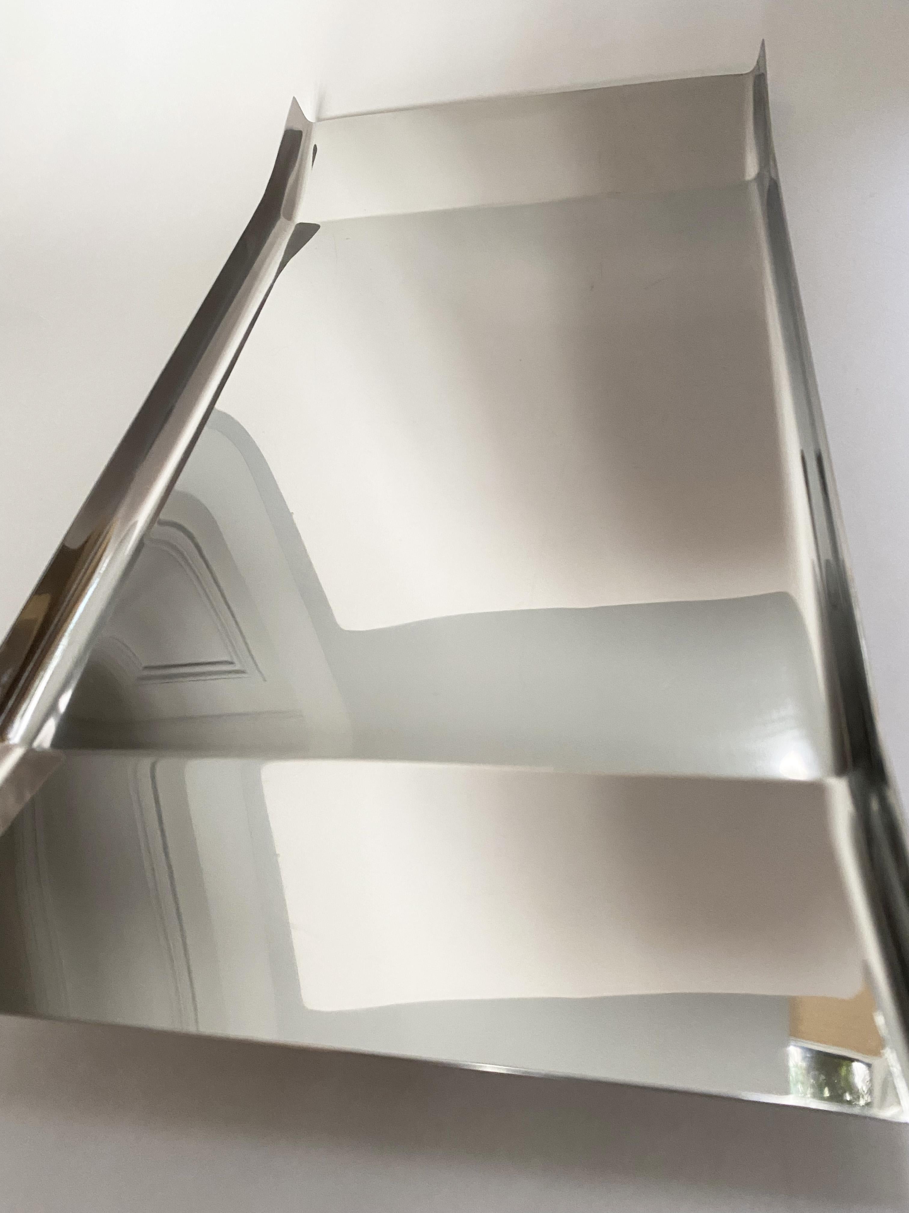 Italian Modernist Arran Tray in Stainless Steel by Enzo Mari for Danese Milano. In Good Condition For Sale In Lille, FR