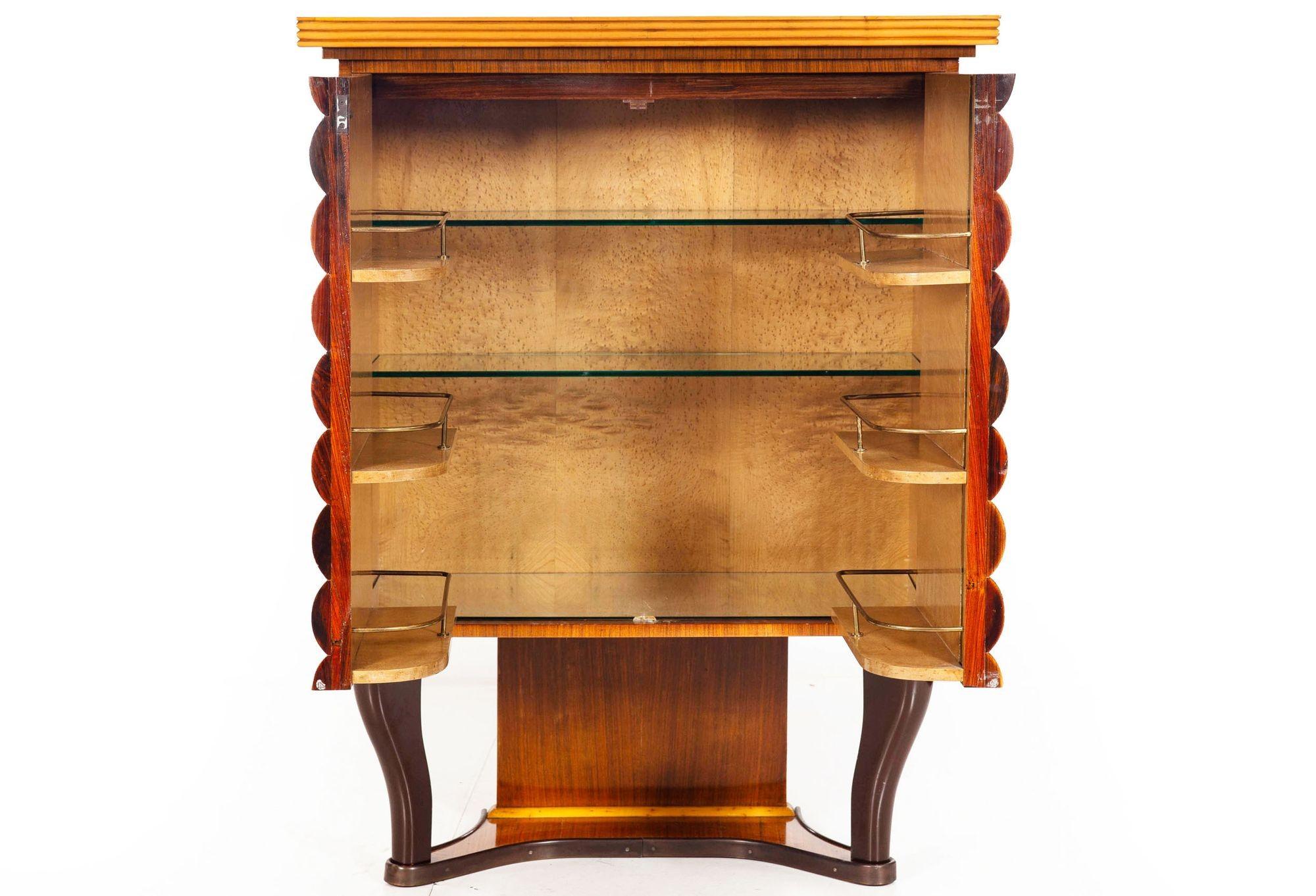 Laiton Meuble de bar Art Déco moderniste italien par Michele Merighi vers 1940 en vente