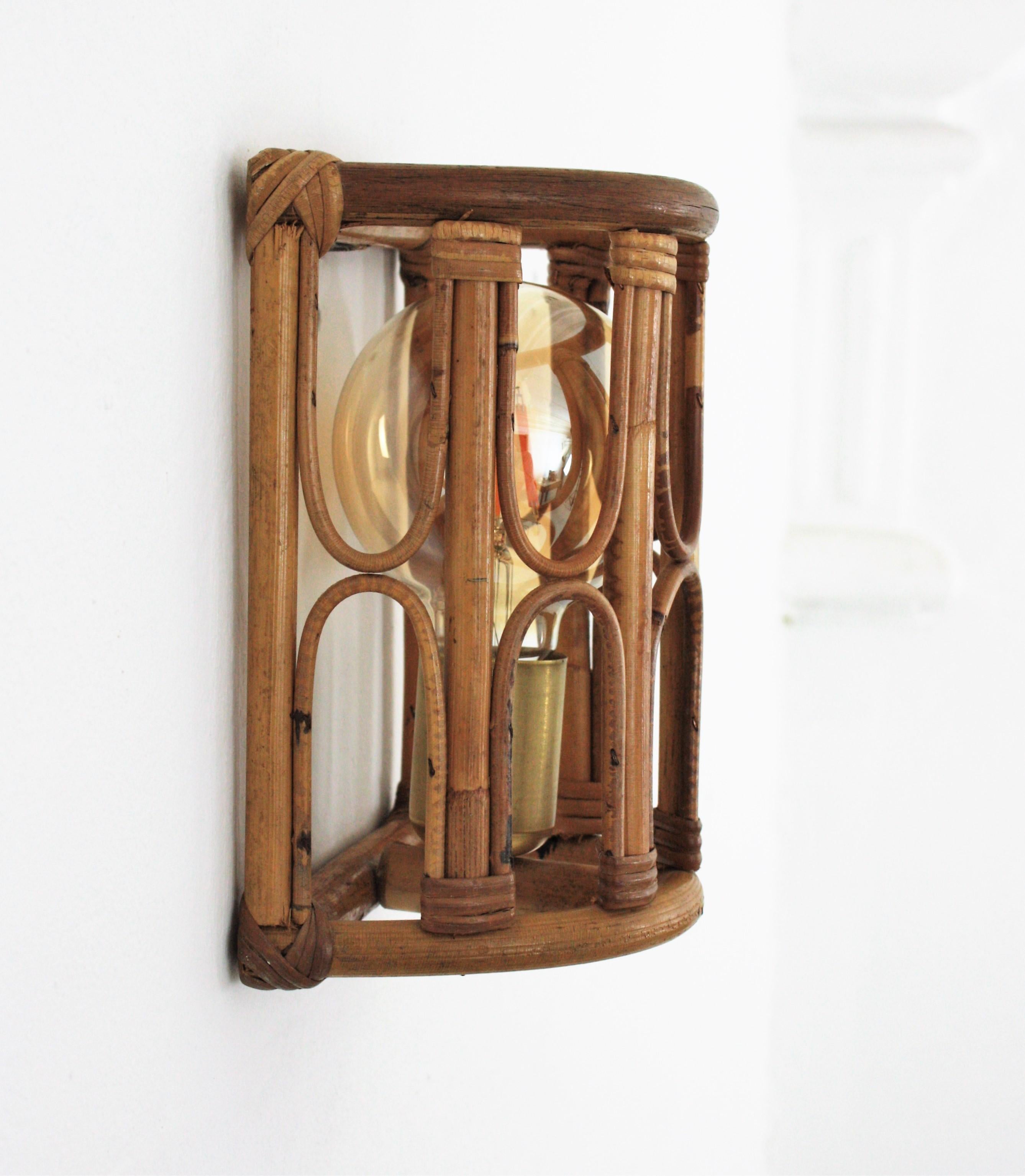 Rattan Bamboo Italian Modernist Wall Sconce, 1960s For Sale 3