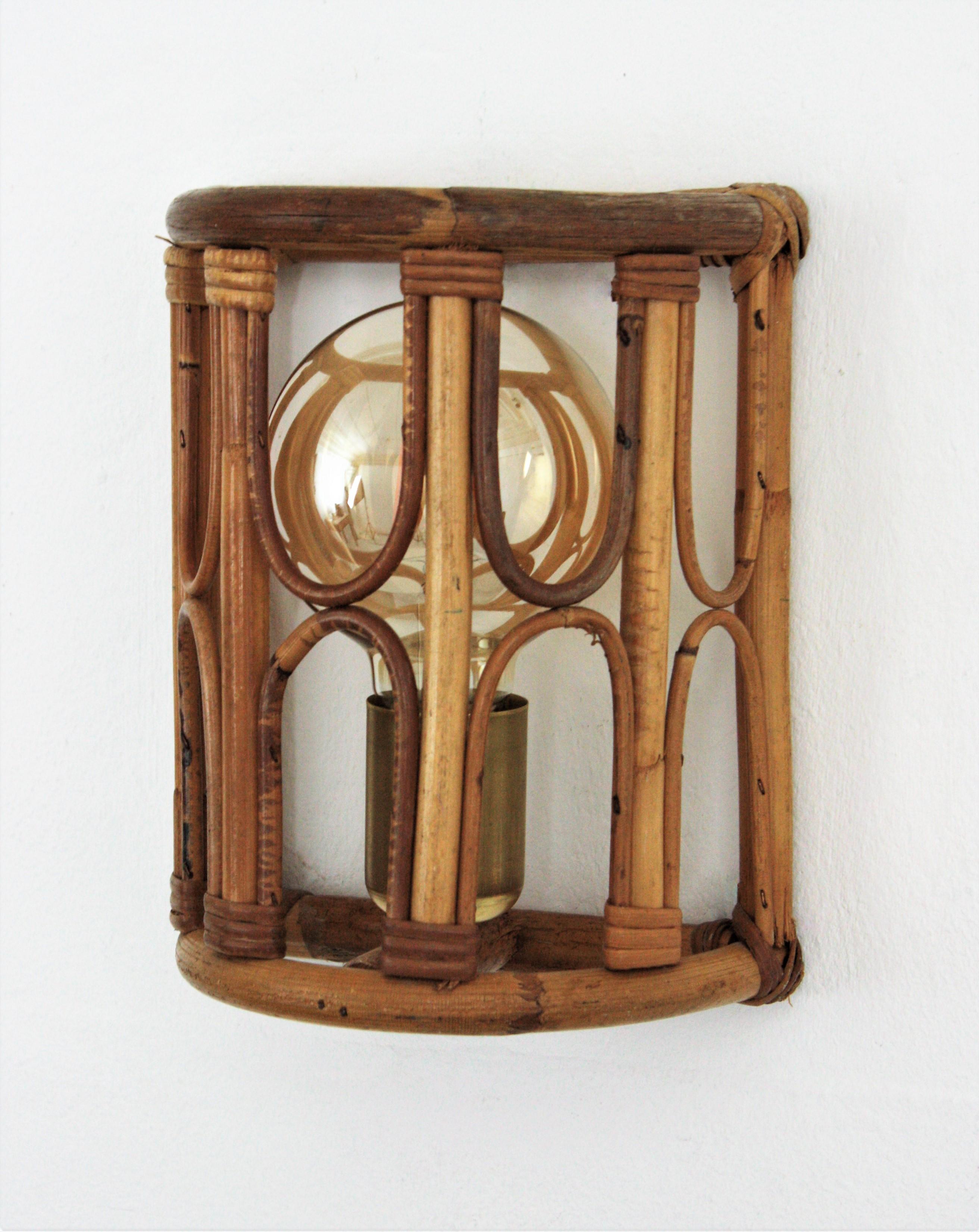 Rattan Bamboo Italian Modernist Wall Sconce, 1960s For Sale 4