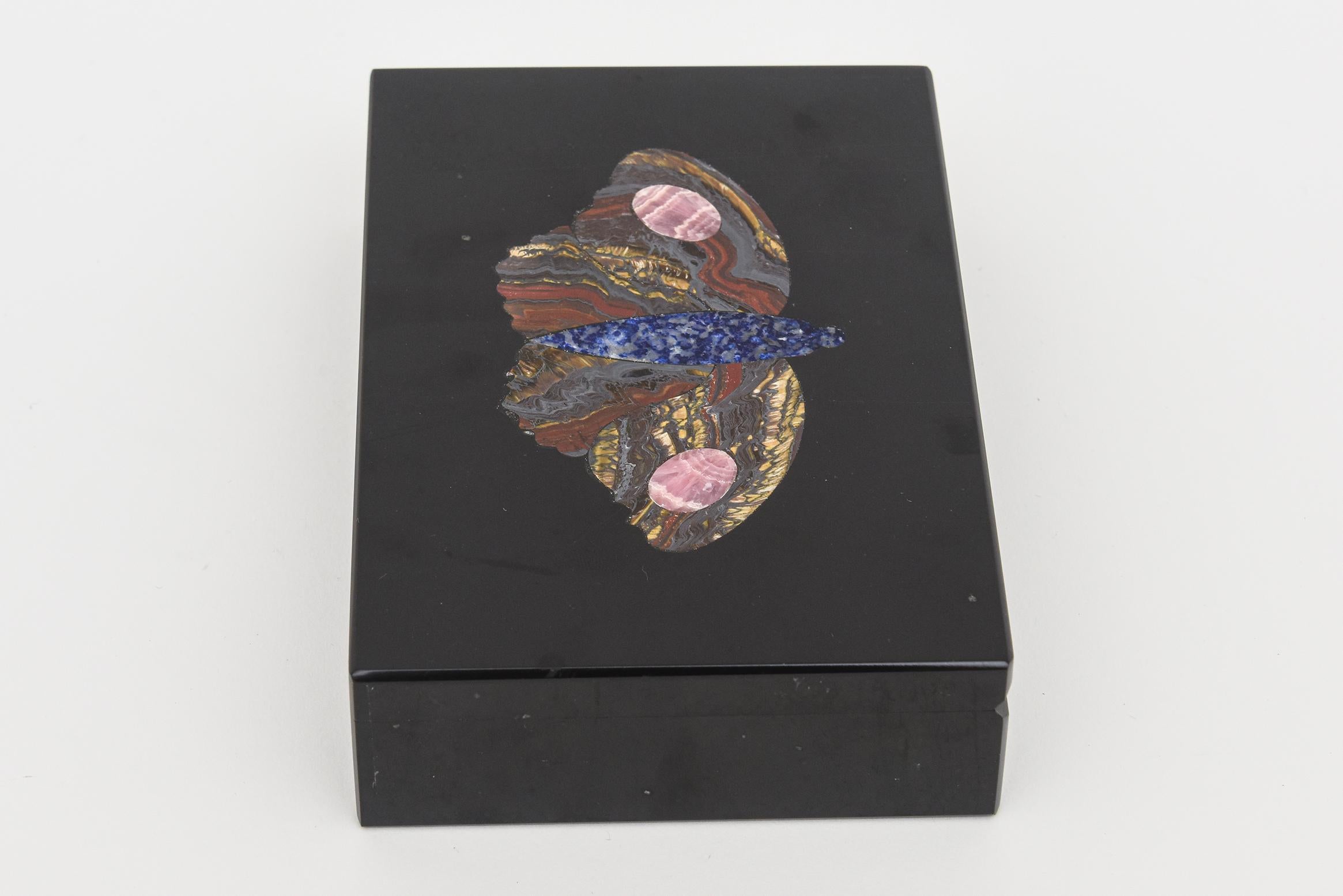Italian Modernist Black Marble, Lapis, Tiger, Pink Rhodochrosite Butterfly Box In Good Condition For Sale In North Miami, FL
