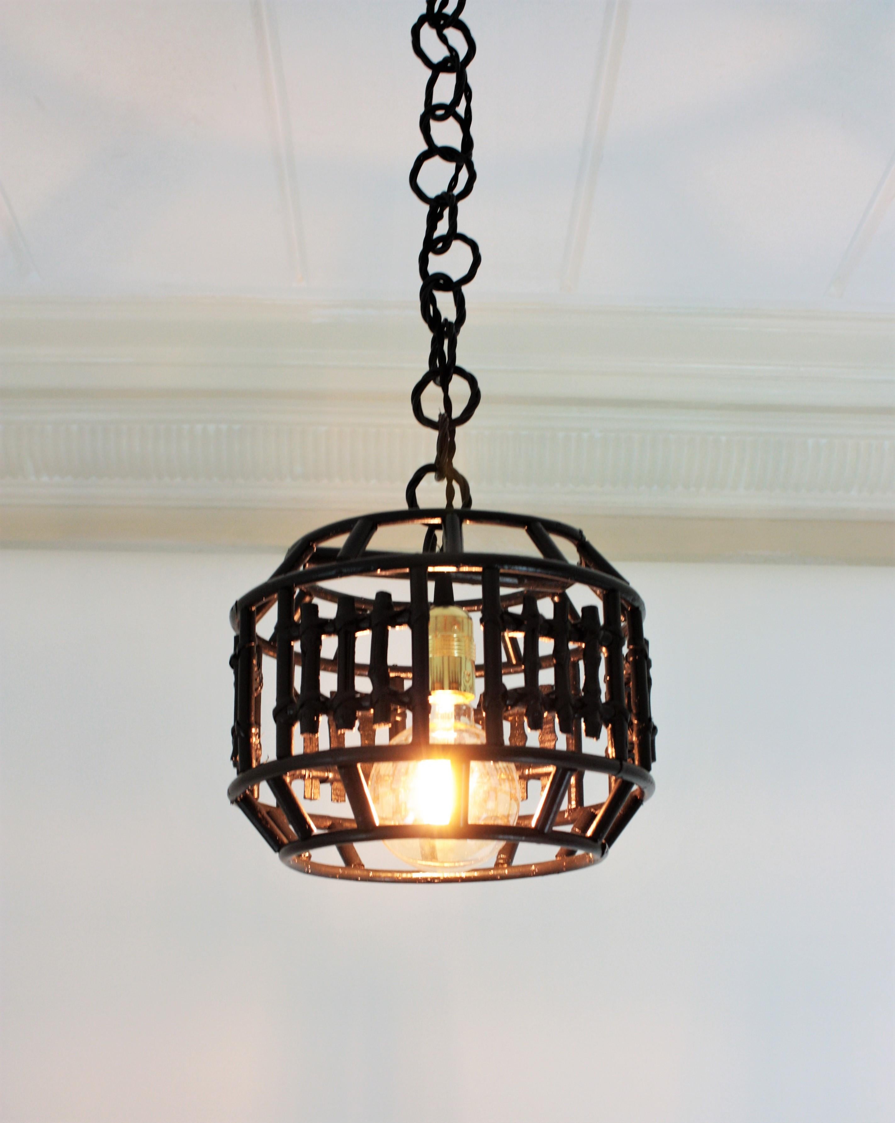 Italian Modernist Rattan Bamboo Pendant / Lantern in Black For Sale 4