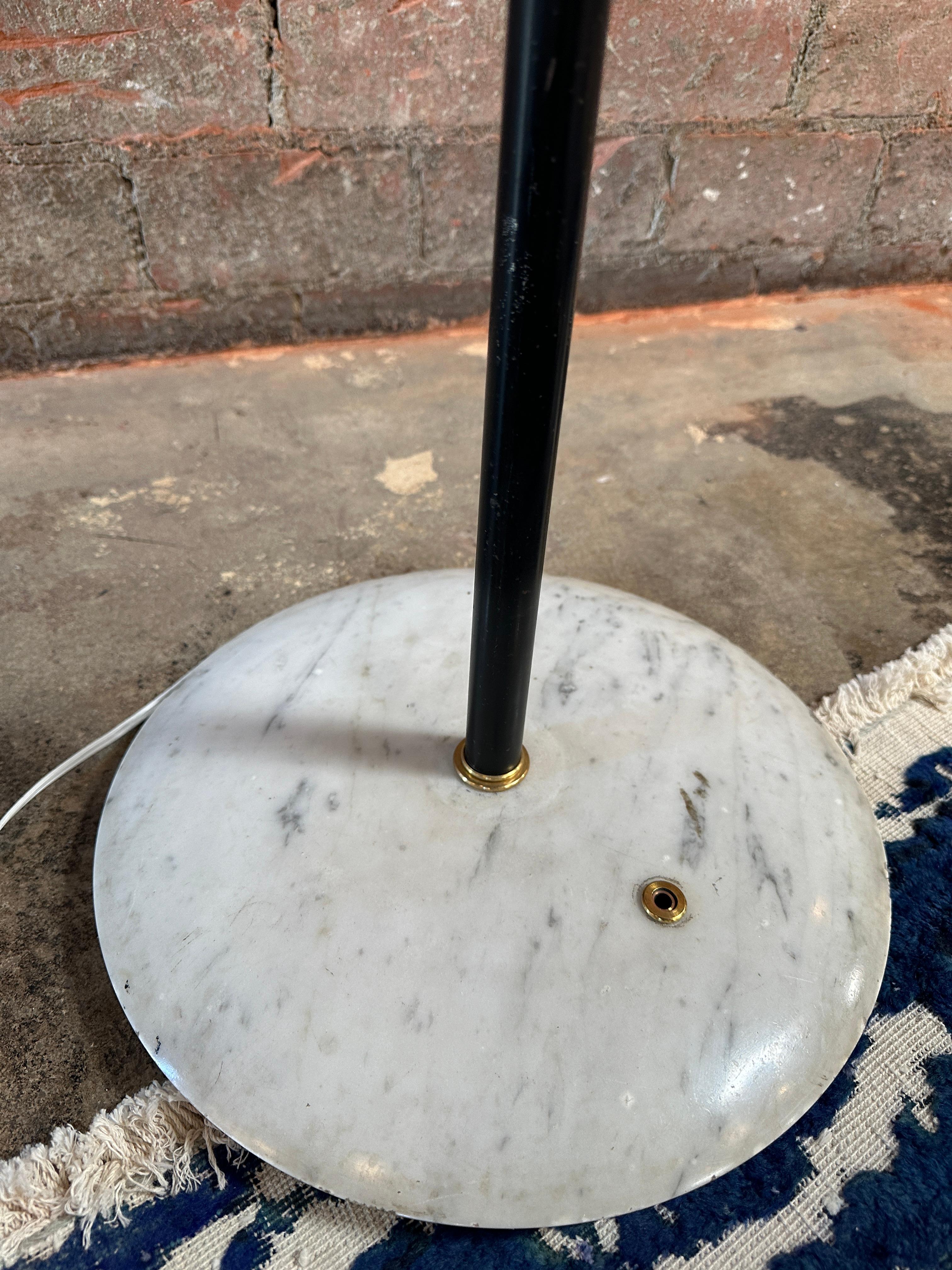 Italian Modernist Brass and Acrylic Adjustable Floor Lamp by Stilux In Good Condition For Sale In Los Angeles, CA