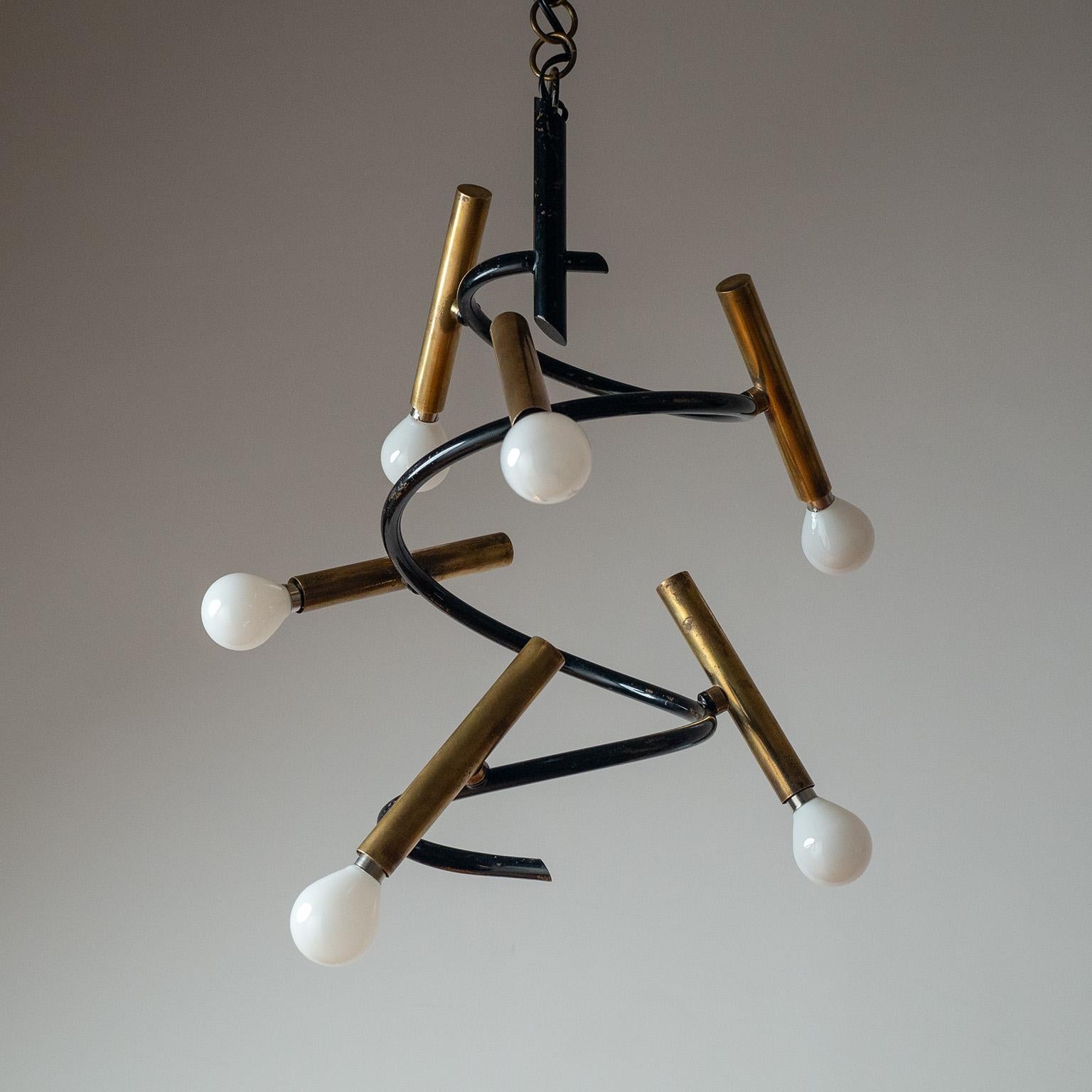Metà XX secolo Lampadario italiano modernista in ottone, anni '50 in vendita