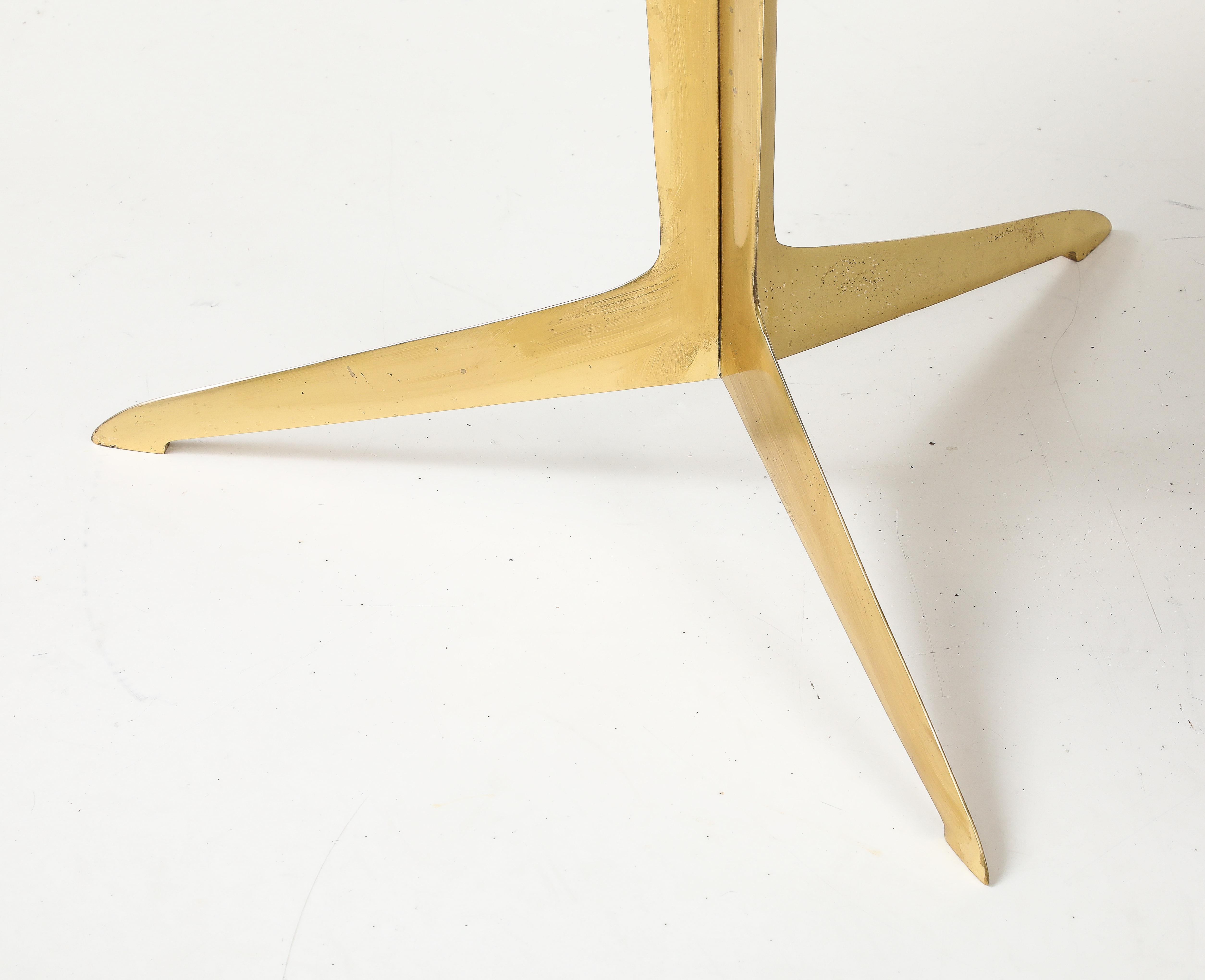 Italienischer modernistischer Beistelltisch aus Messing und Granit im Angebot 8