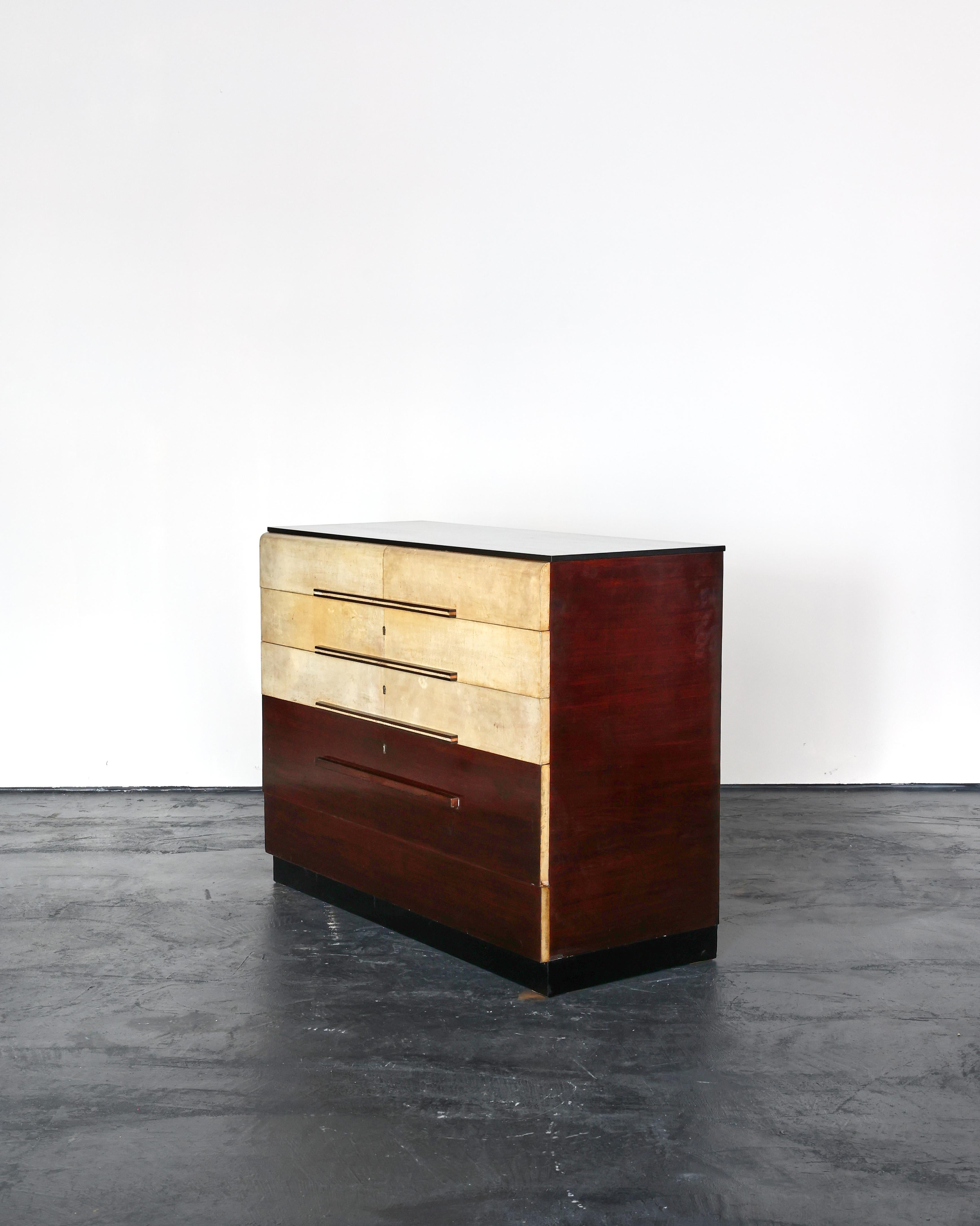 Italian Modernist C.1940s Vellum Chest of Drawers For Sale 1