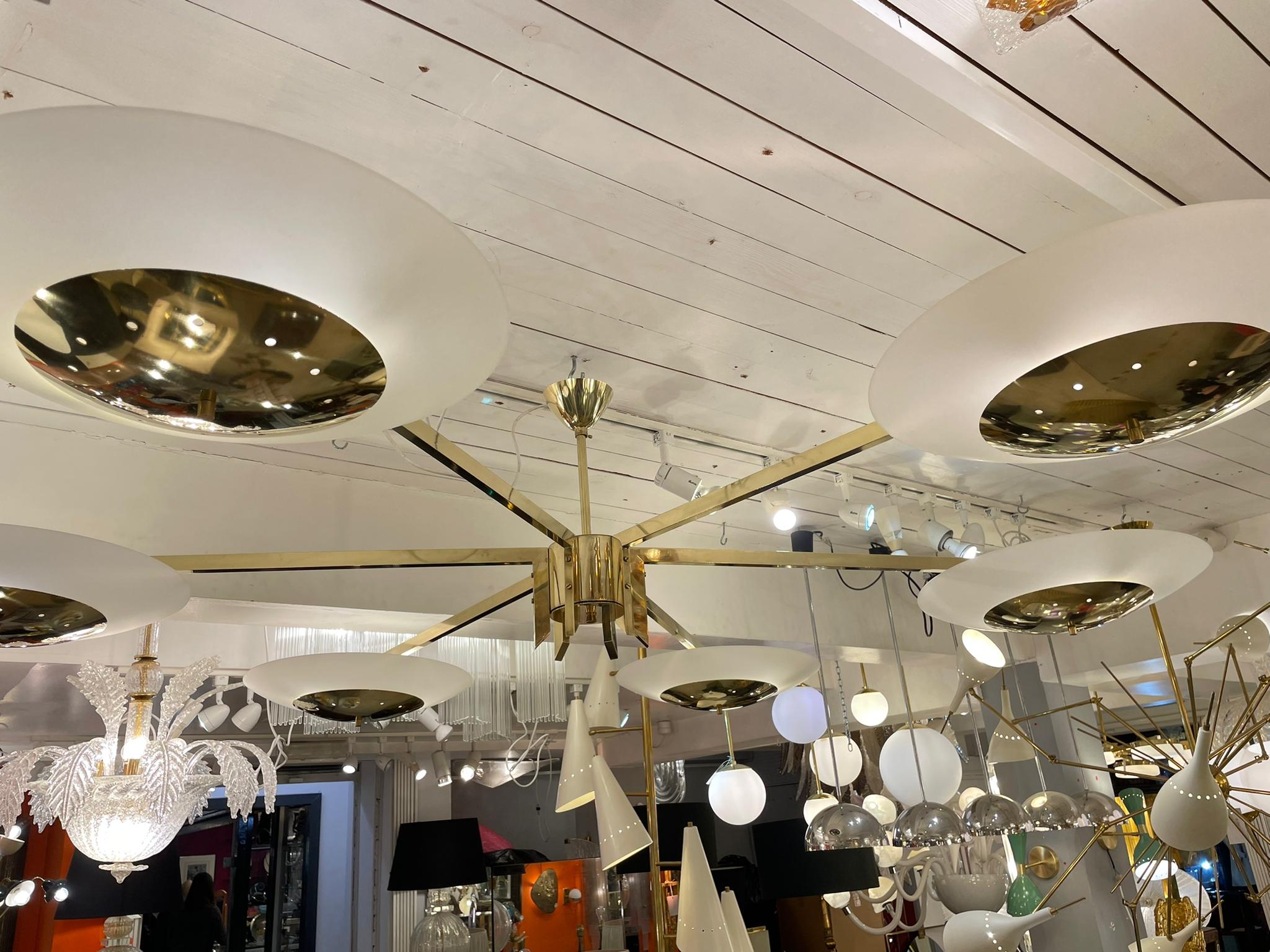 Monumental Italian Brass and Glass Chandelier in the style of Stilnovo For Sale 3