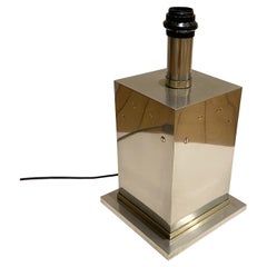 Italienische modernistische Lampe aus Chrom und Messing im Stil von Willy Rizzo, 1970er Jahre.