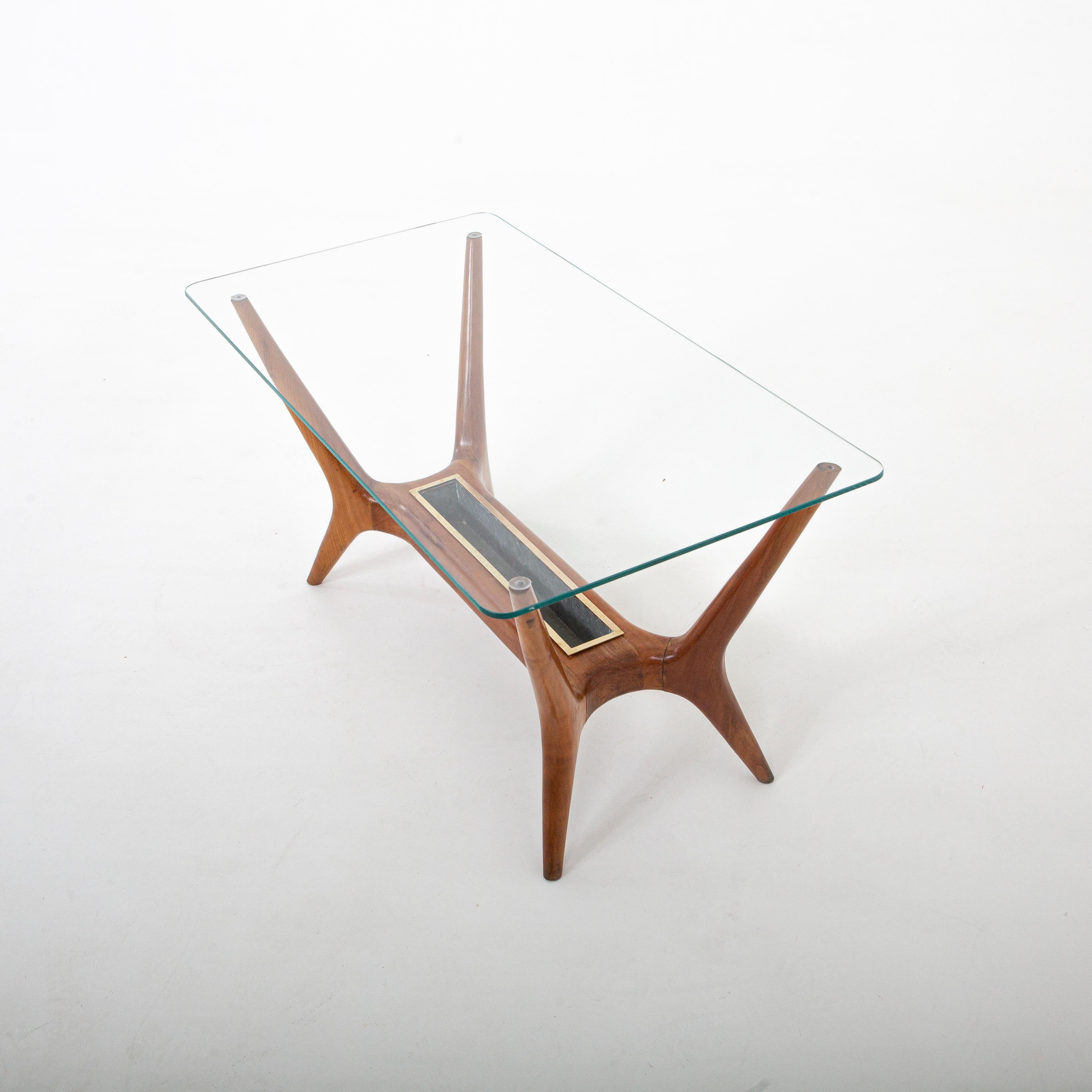 Italian Modernist Cocktail Table Attributed to Gio Ponti For Sale 2