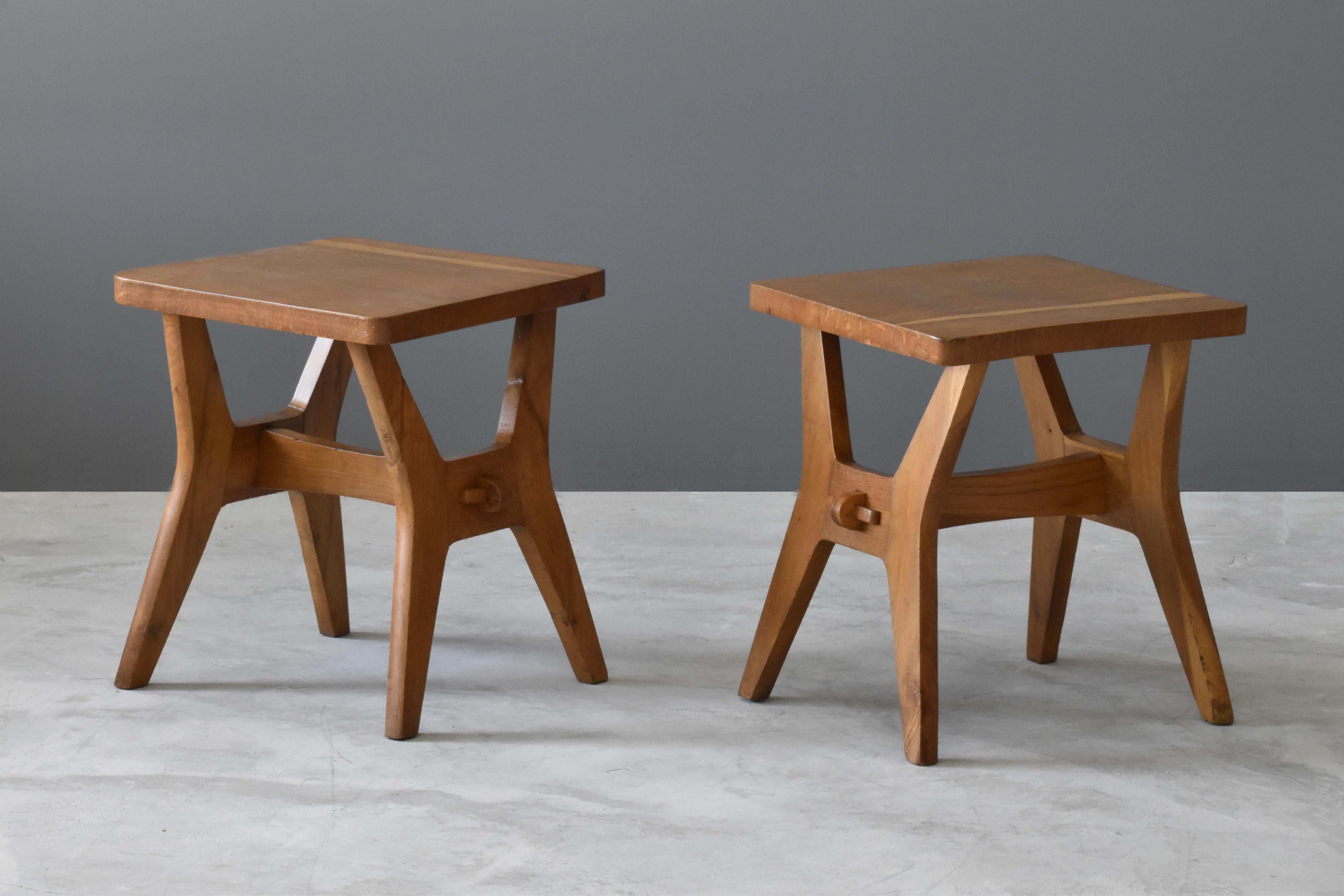 Mid-Century Modern Italian modernist designer, Functionalist Oak stools, Italy, 1950s
