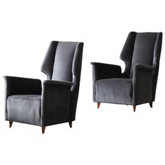 Italian Modernist Designer, Lounge Chairs, Grey Velvet, Wood, Italy, 1950s