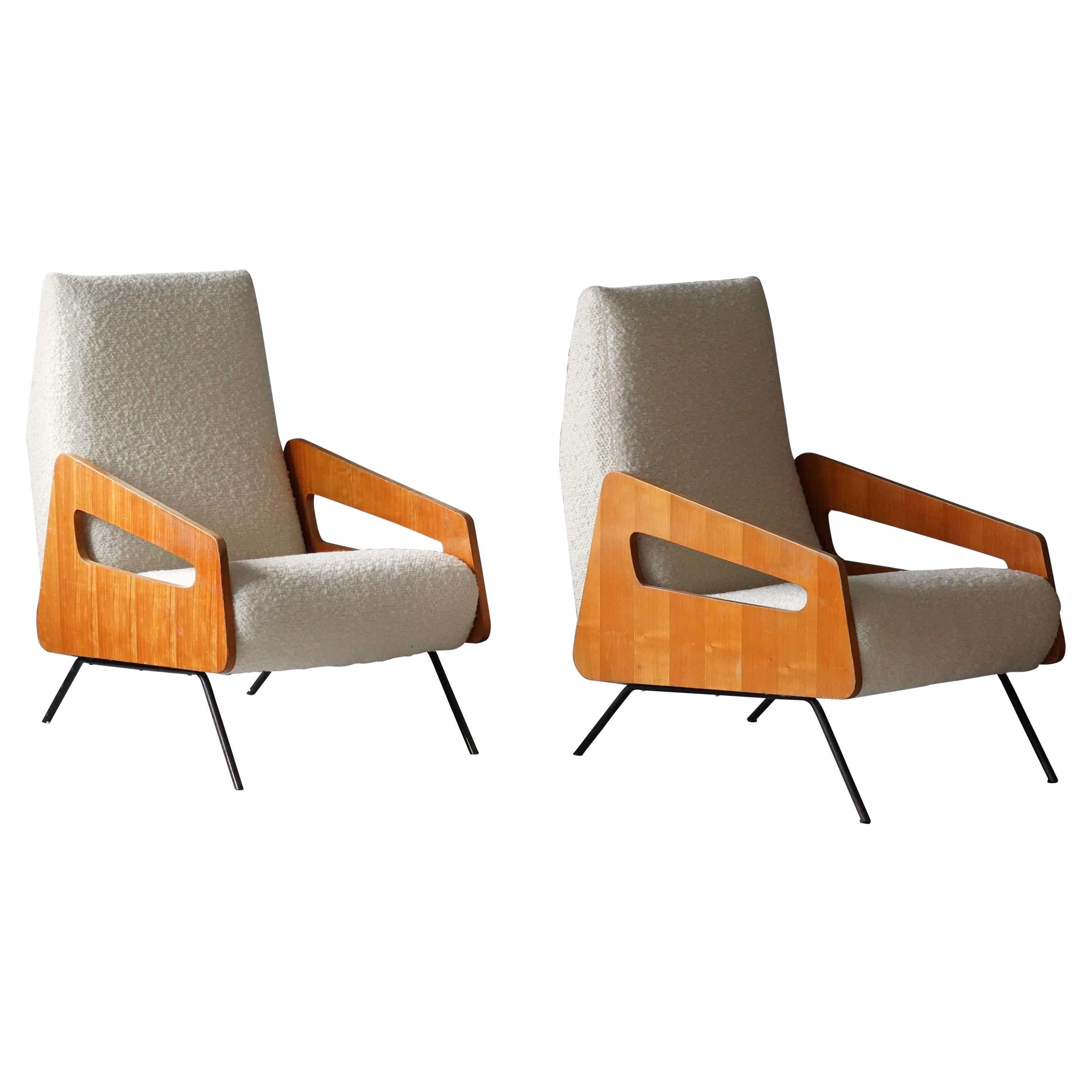 Italian Modernist Designer, Lounge Chairs, White Bouclé, Wood, Metal, 1950s