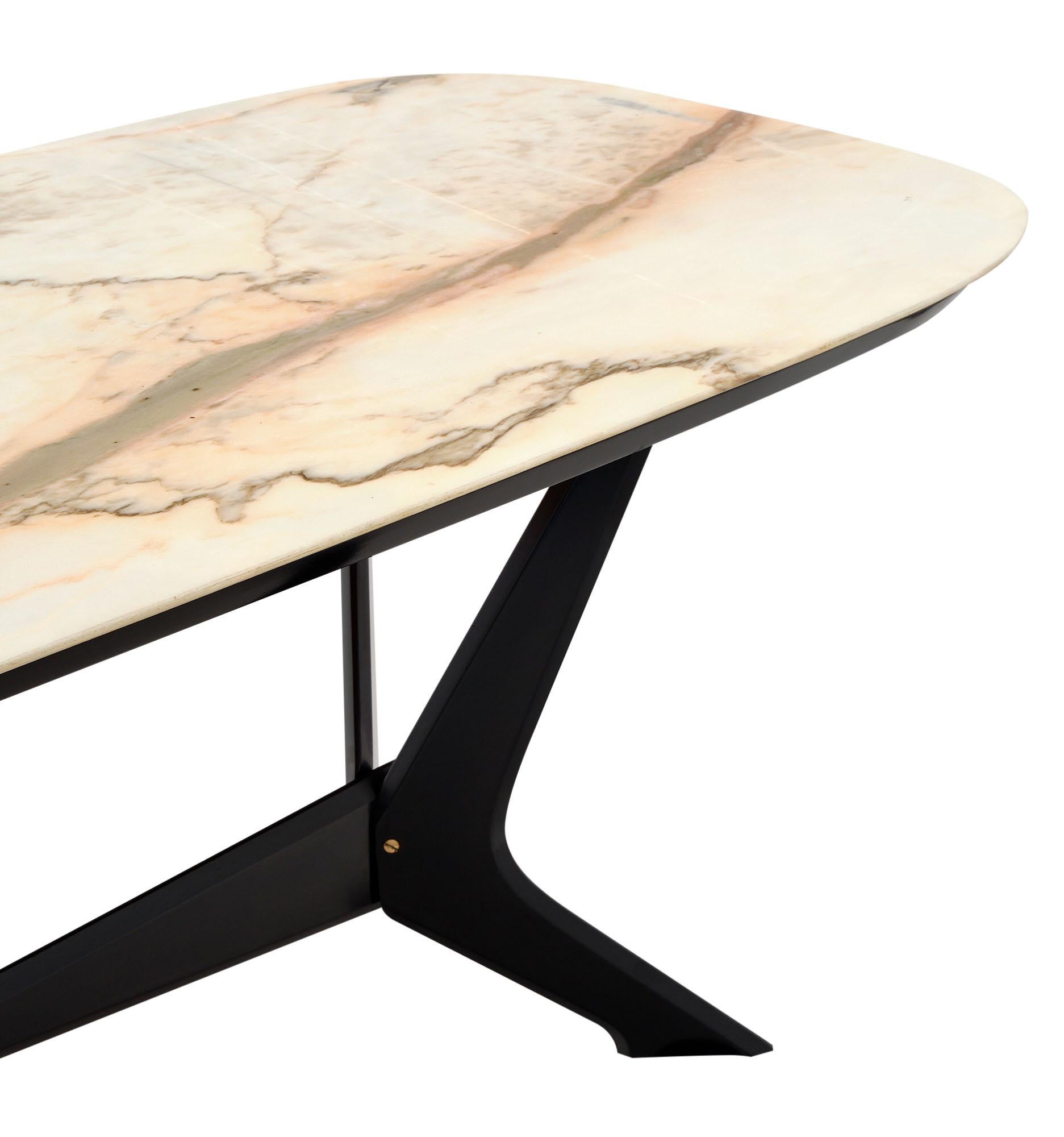Mid-20th Century Italian Modernist Dining Table Attributed to Ico Parisi For Sale