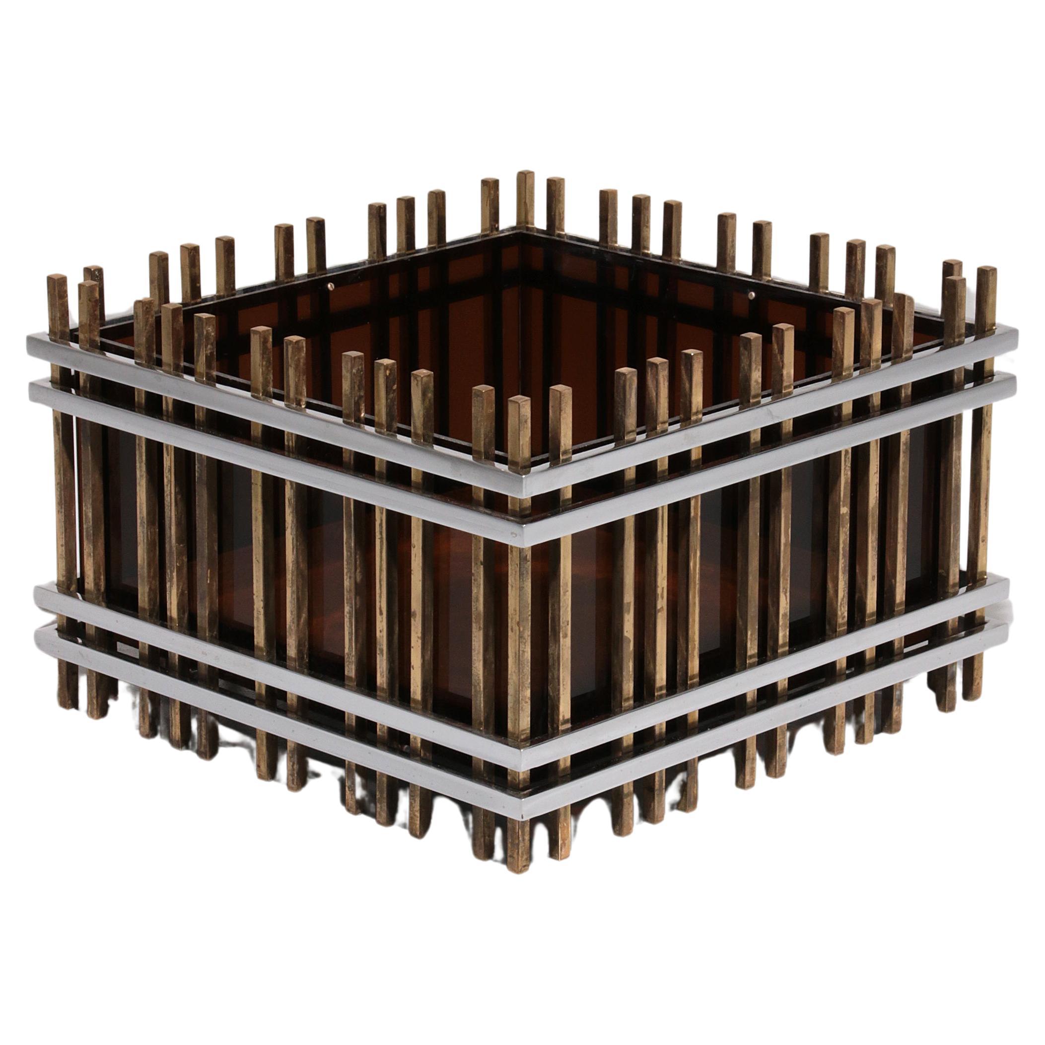 Italienischer Modernist "Fioriera" Pflanzgefäß Romeo Rega zugeschrieben - Messing, Chrom im Angebot