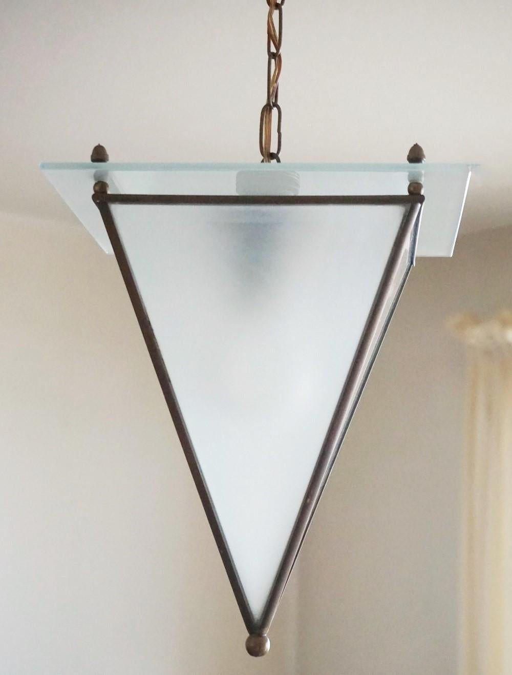 Italian Modernist Handcrafted Brass Frosted Glass Pyramid Shaped Lantern, 1950s In Good Condition In Frankfurt am Main, DE