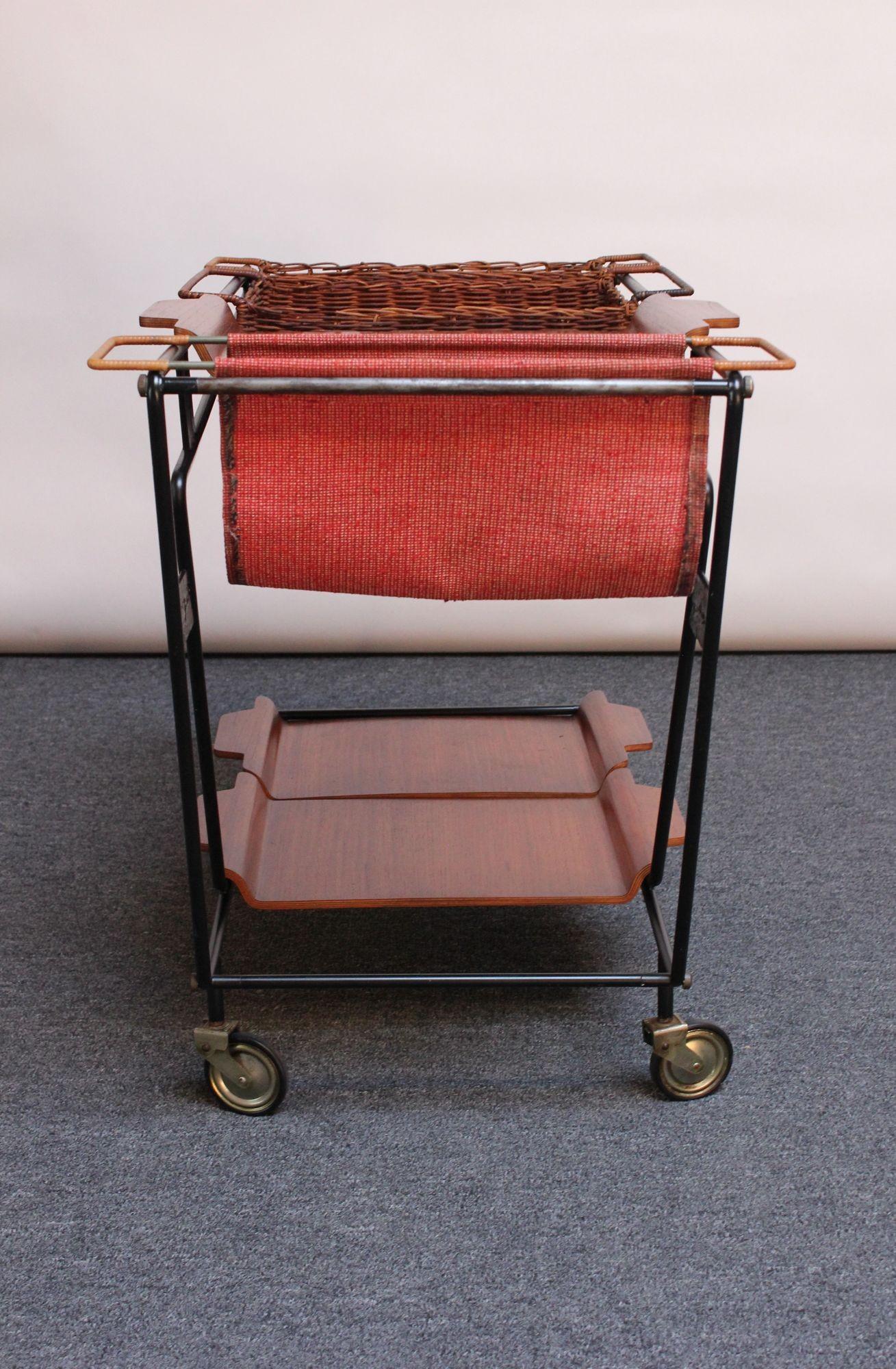 Italian Modernist Iron Bar Cart / Trolley with Plywood and Wicker Inserts For Sale 13