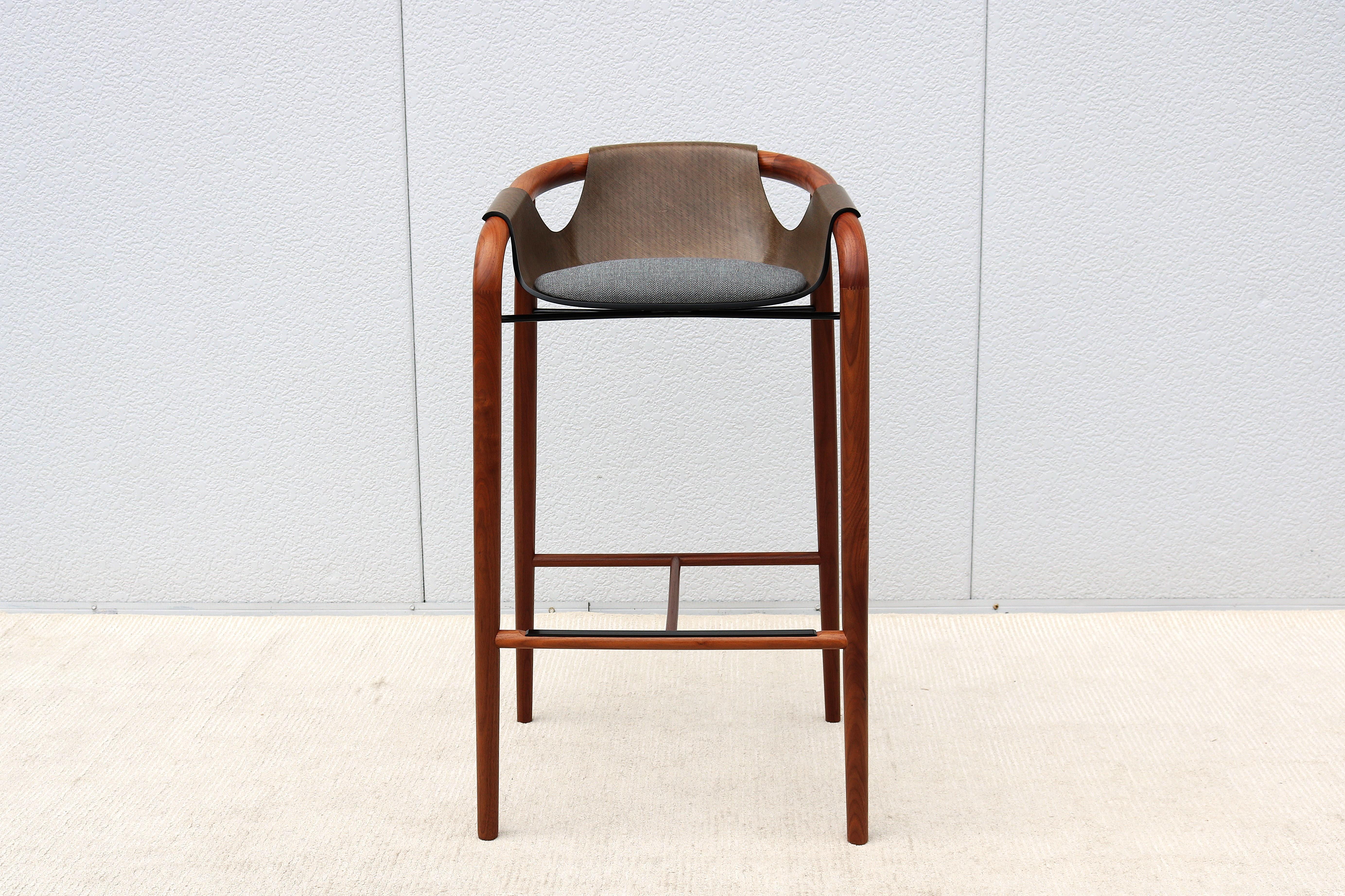 Metal Italian Modernist Jean Philippe Nuel for Saintluc & Amura Hamac Walnut Barstool For Sale