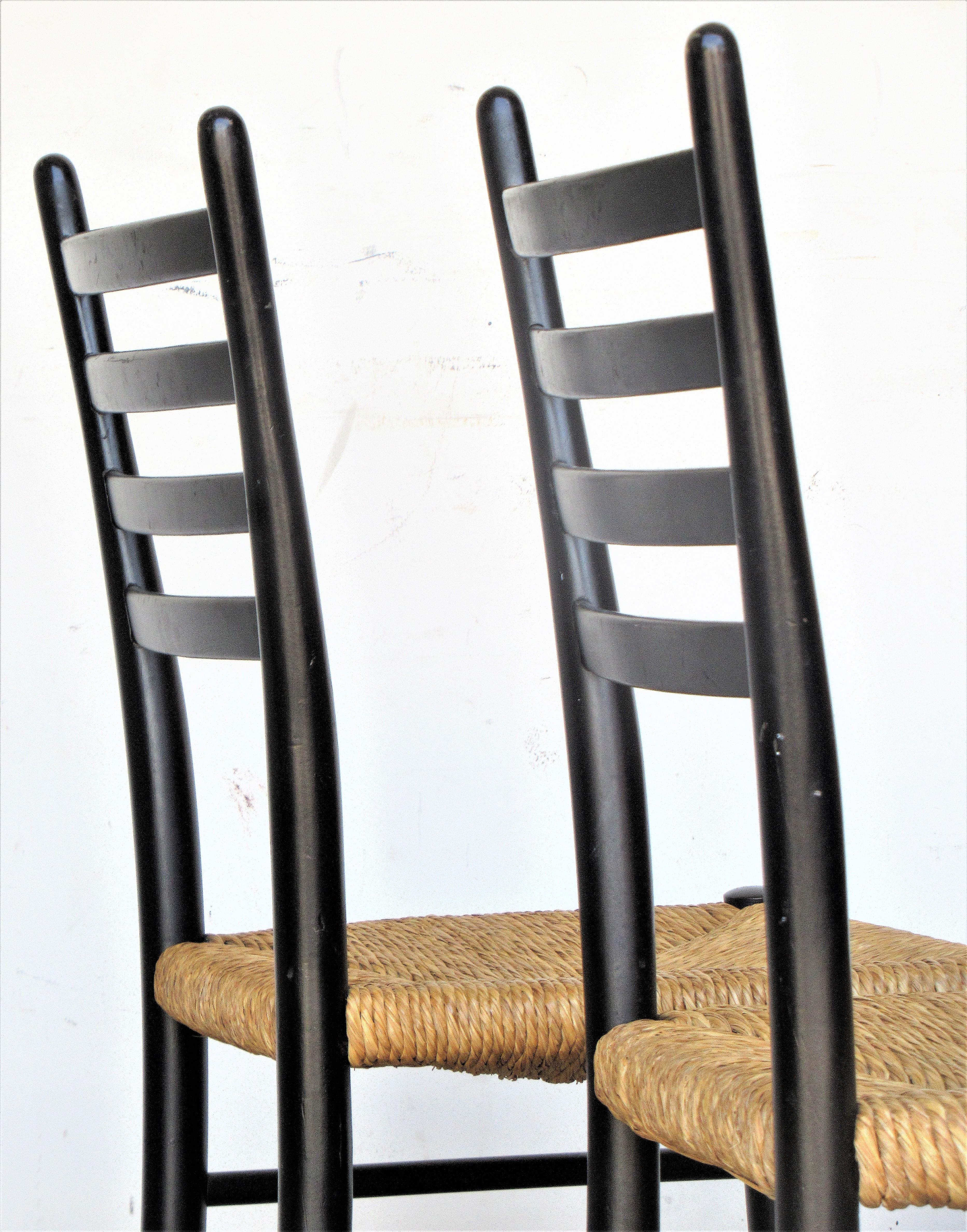 Chaises italiennes à dossier en échelle dans le style de Gio Ponti en vente 4