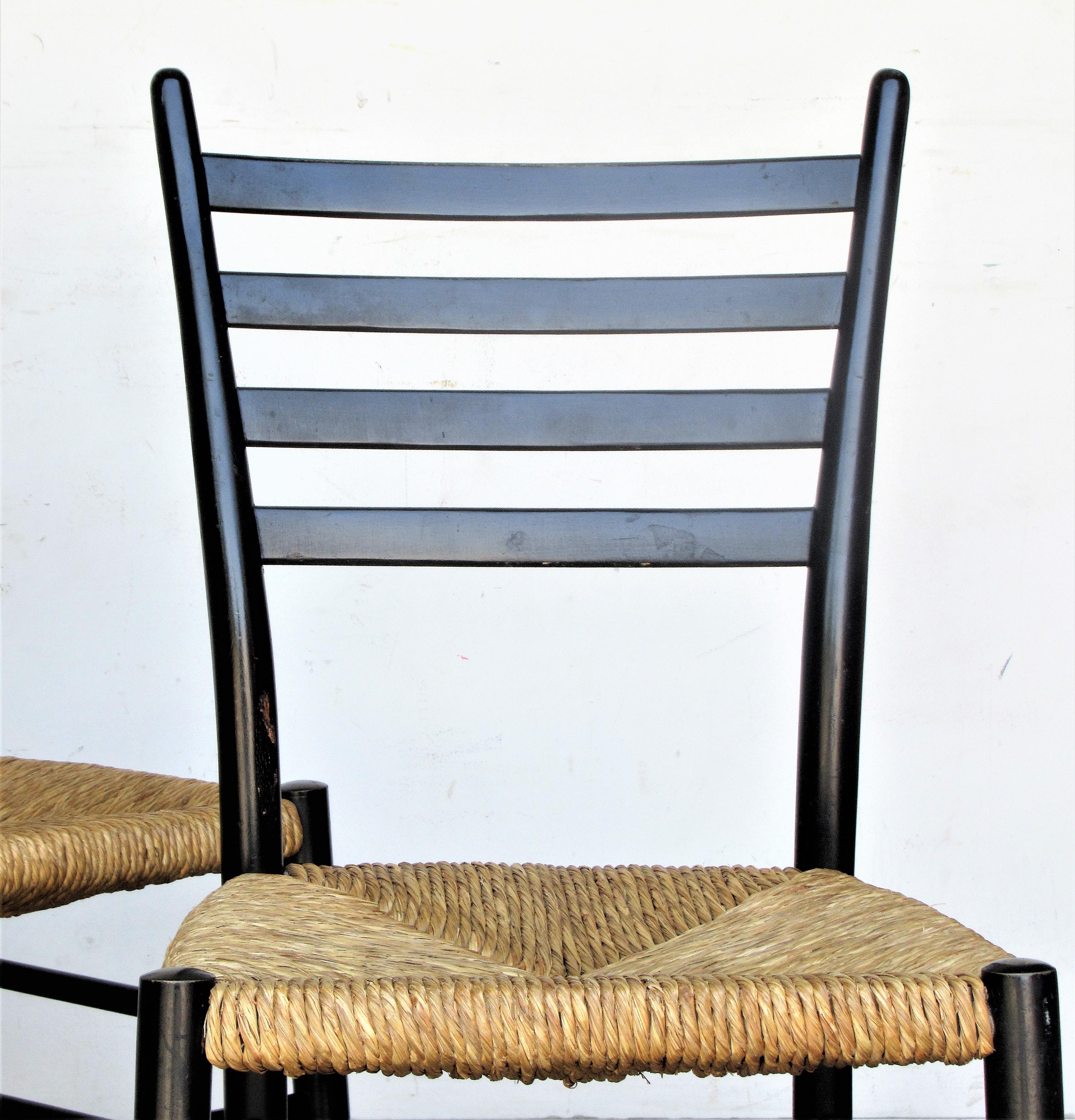 Mid-Century Modern Italian Ladder Back Chairs in the Style of Gio Ponti For Sale