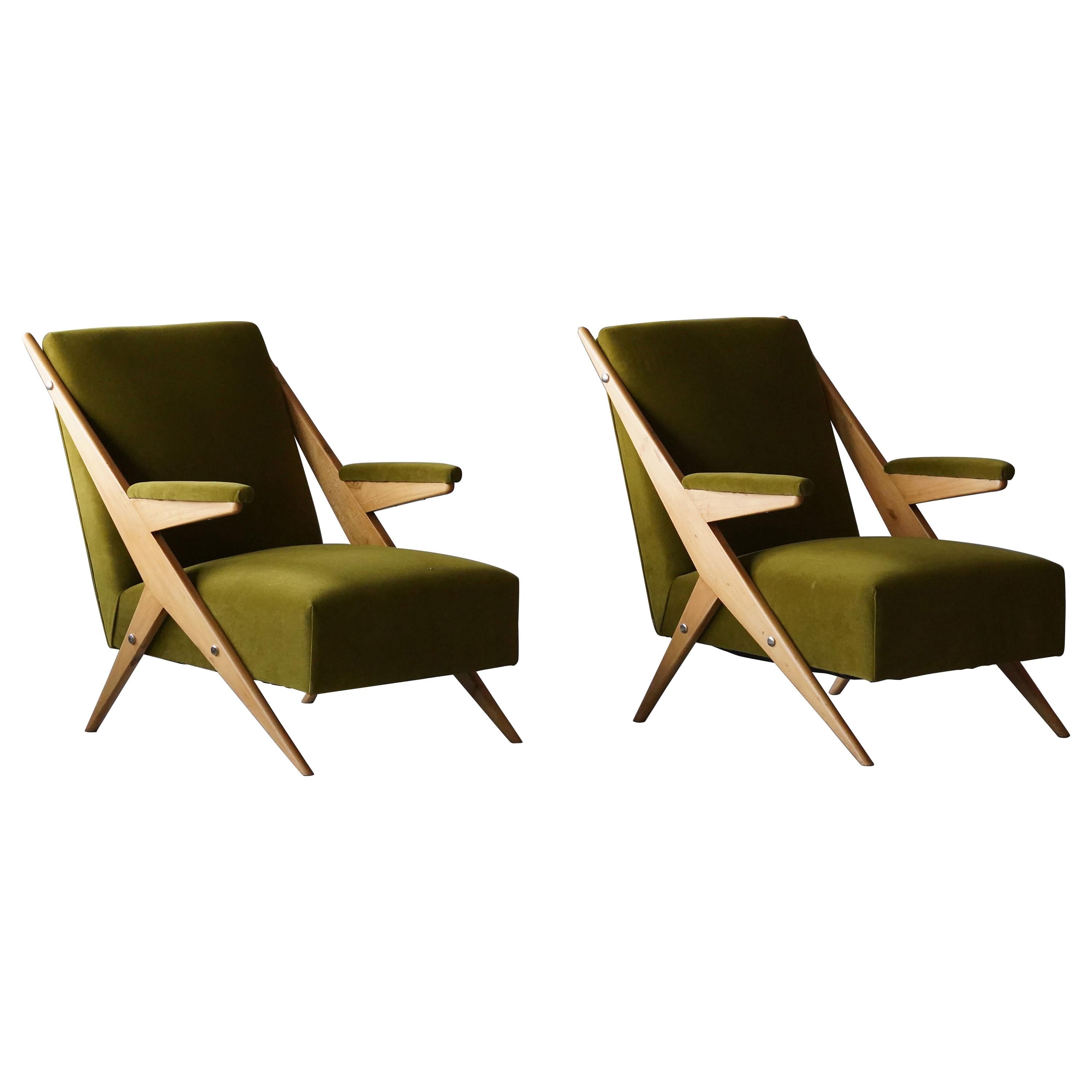 Italian, Modernist Lounge Chairs, Light Wood, Green Velvet, Italy, 1960s