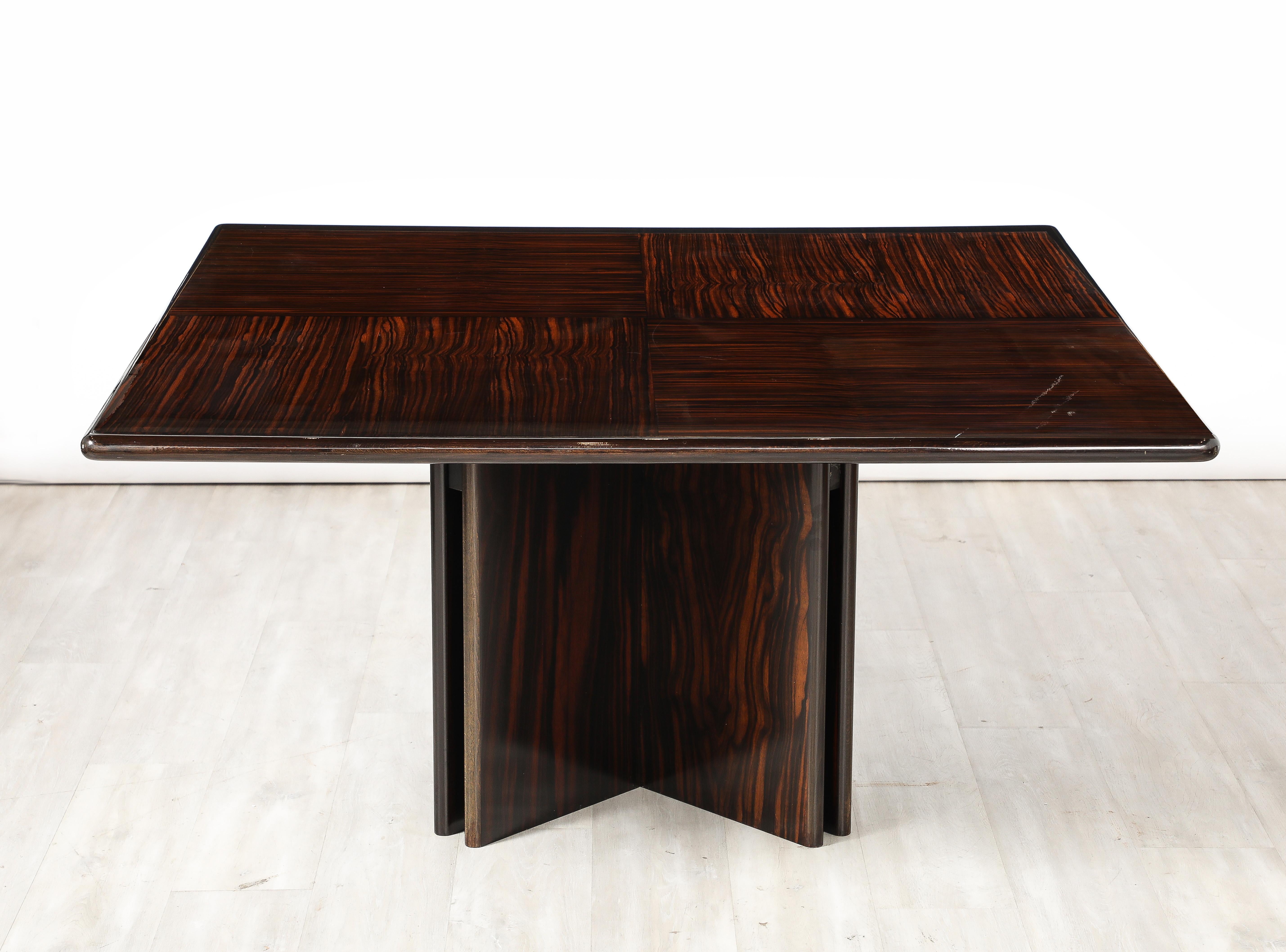 Italian Modernist Macassar Ebony Square Dining Table, Italy, circa 1960  In Good Condition For Sale In New York, NY