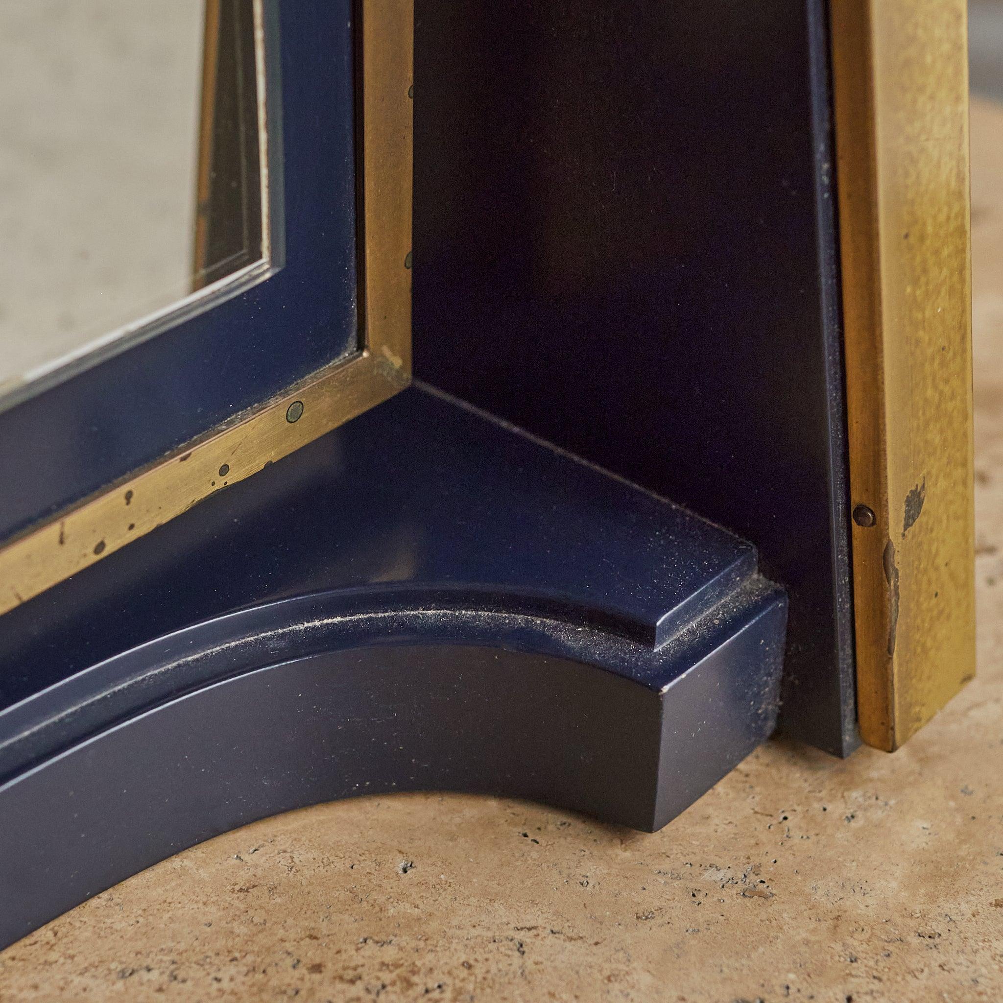 Miroir de coiffeuse moderniste italienne en métal et laiton, années 1960 en vente 1