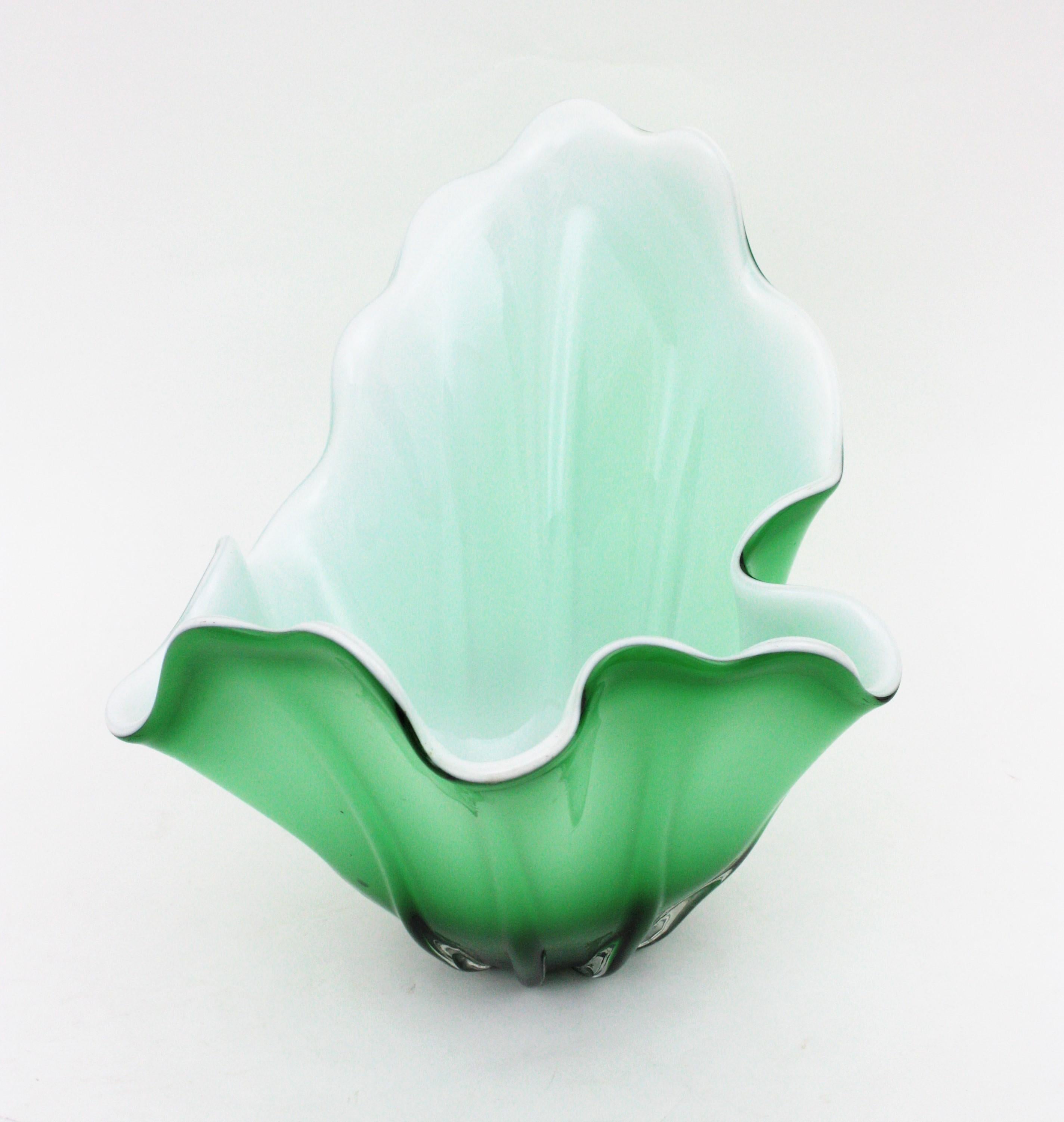 Italian Modernist Murano Green White Glass Fazzoletto Centerpiece Vase  For Sale 8