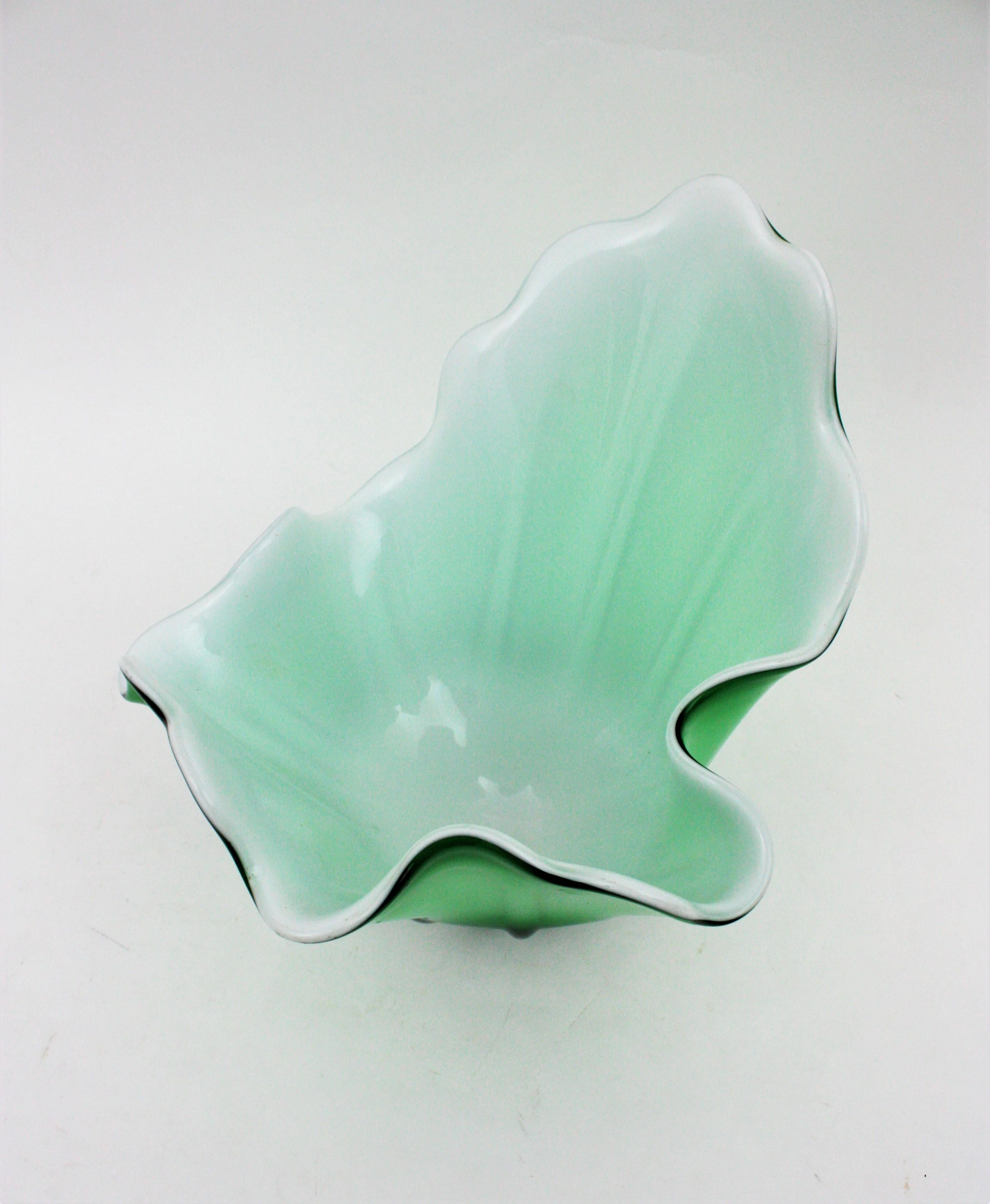 Italian Modernist Murano Green White Glass Fazzoletto Centerpiece Vase  For Sale 10