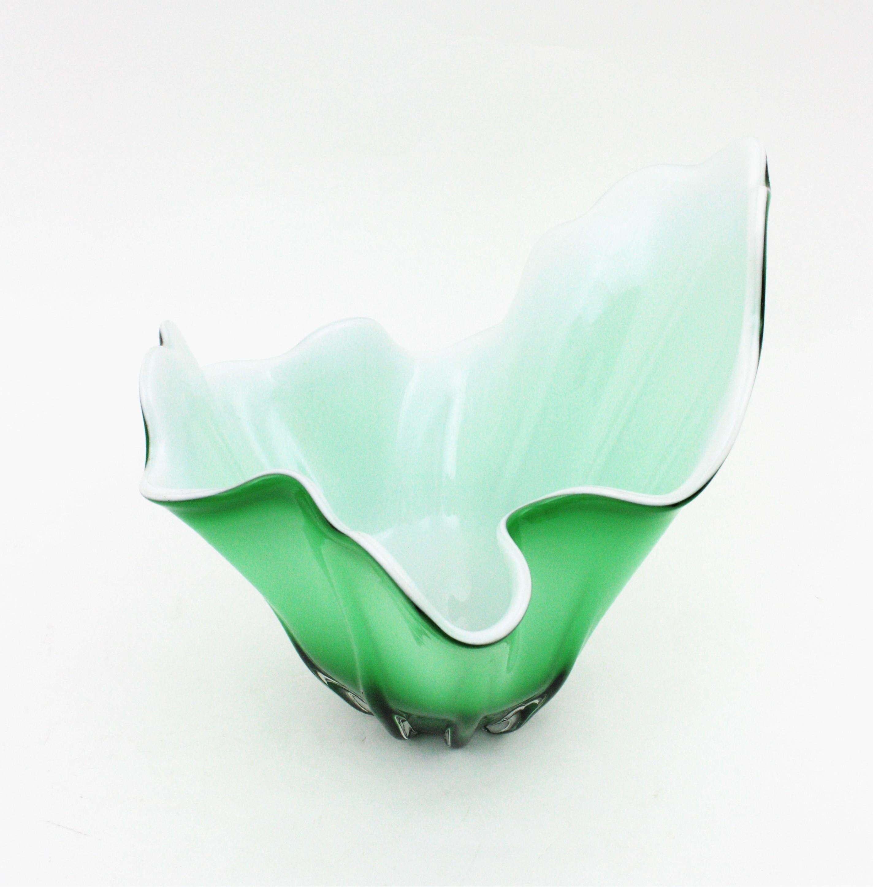 Italian Modernist Murano Green White Glass Fazzoletto Centerpiece Vase  For Sale 1