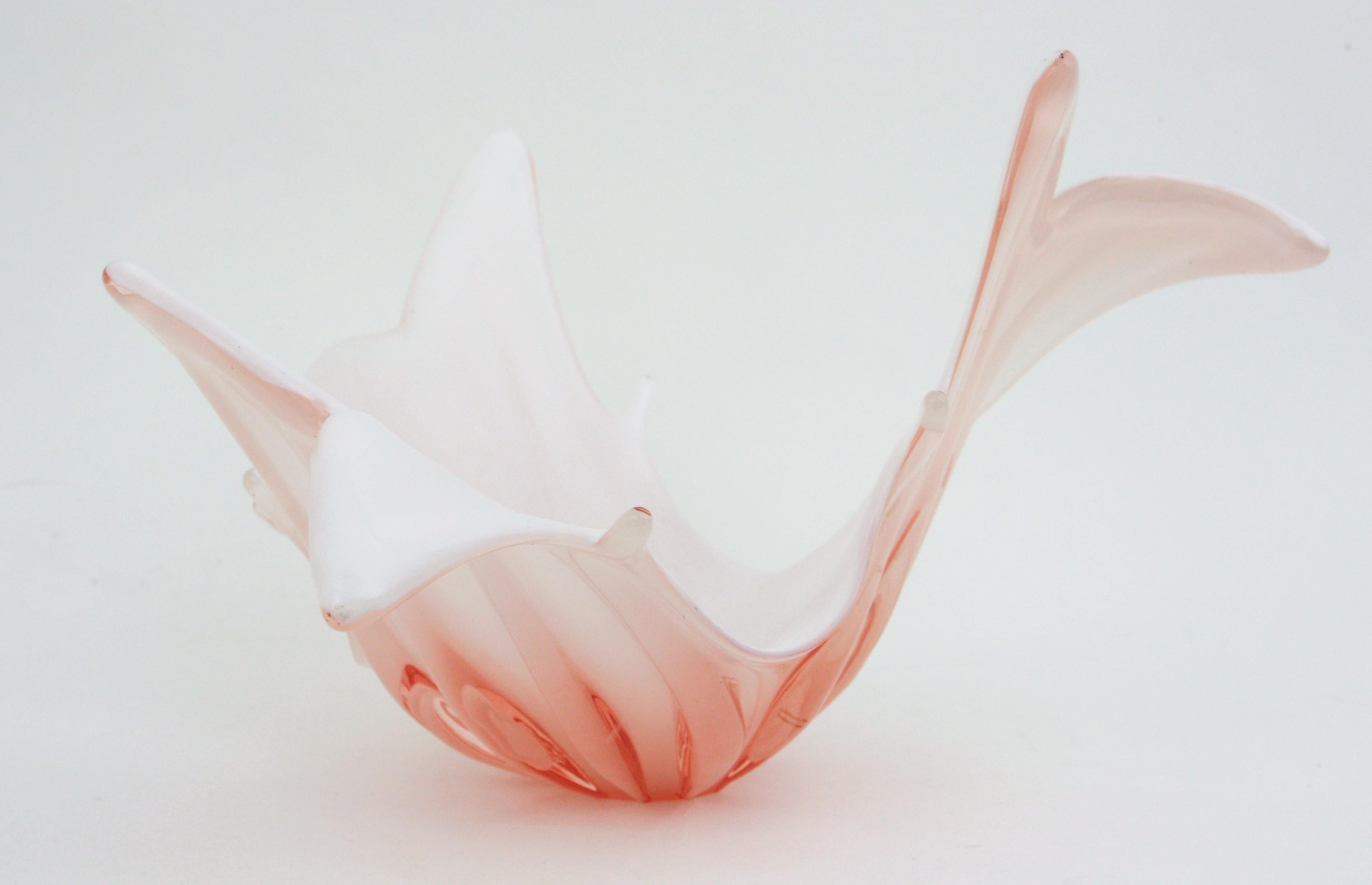 Italian Modernist Murano Pink and White Glass Centerpiece Bowl 11