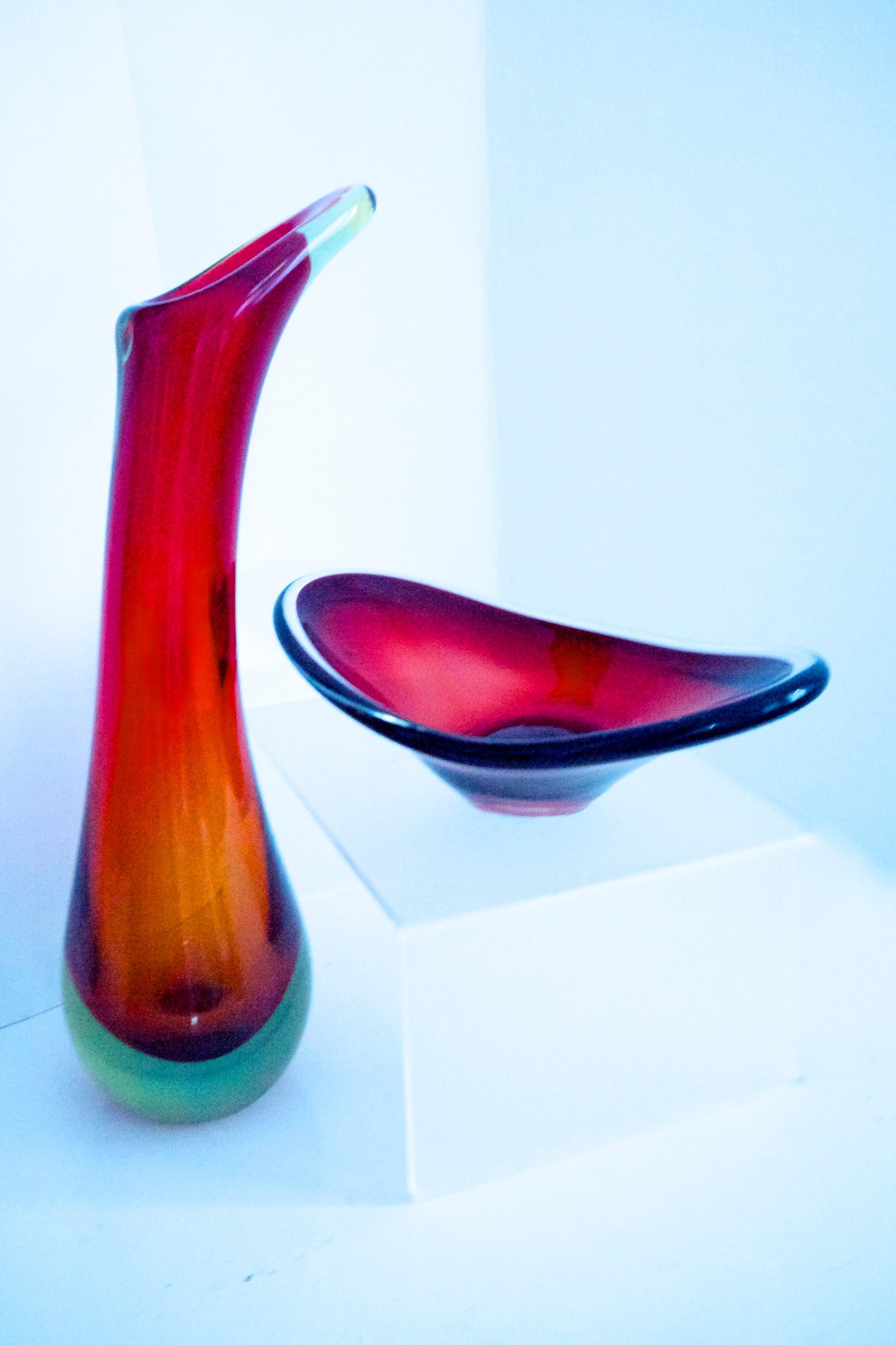 Italian Modernist Murano Sommerso Vase by Flavio Poli with Dish In Good Condition For Sale In Halstead, GB