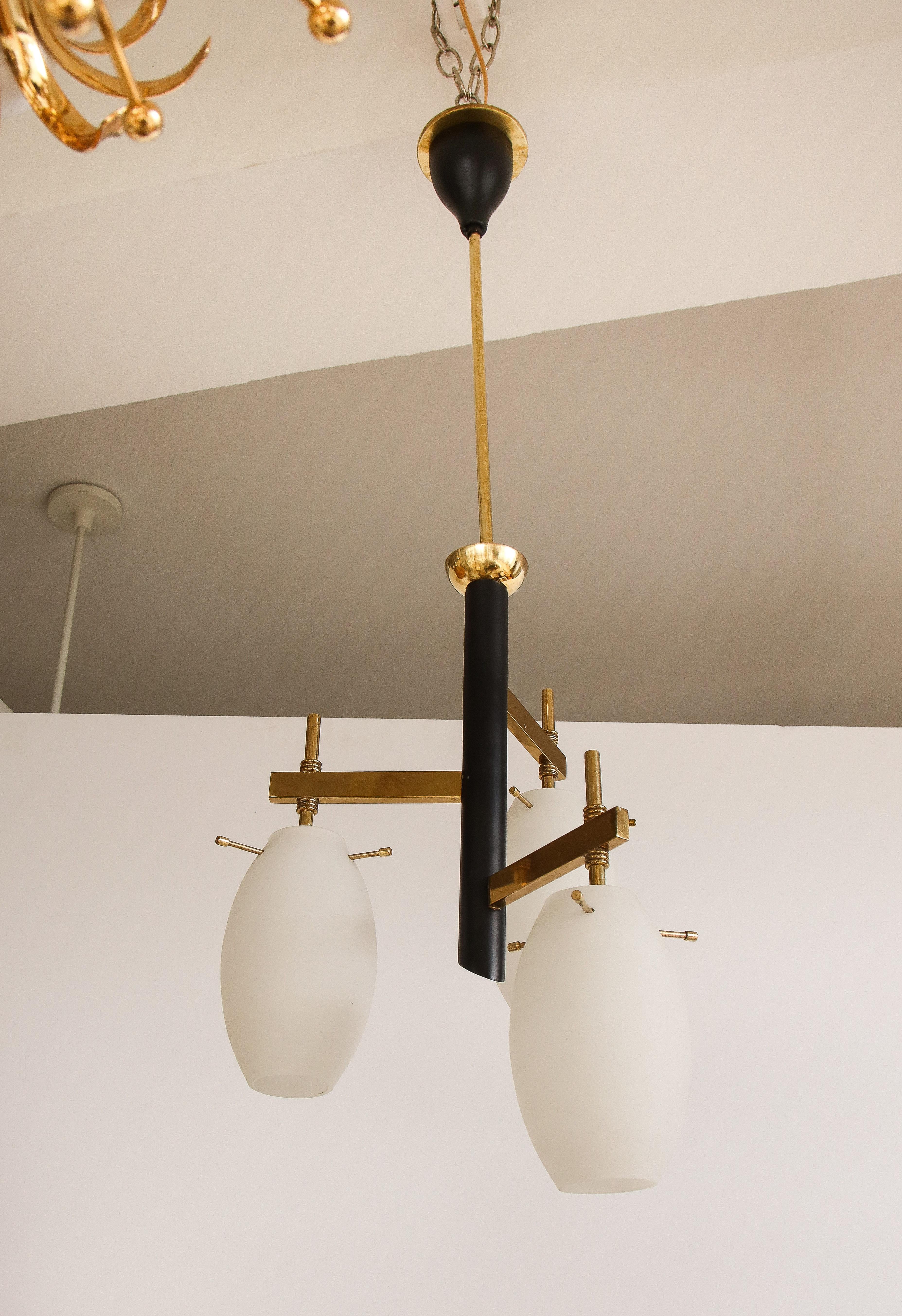 Italian Modernist Opaline and Brass Chandelier / Pendant  For Sale 7