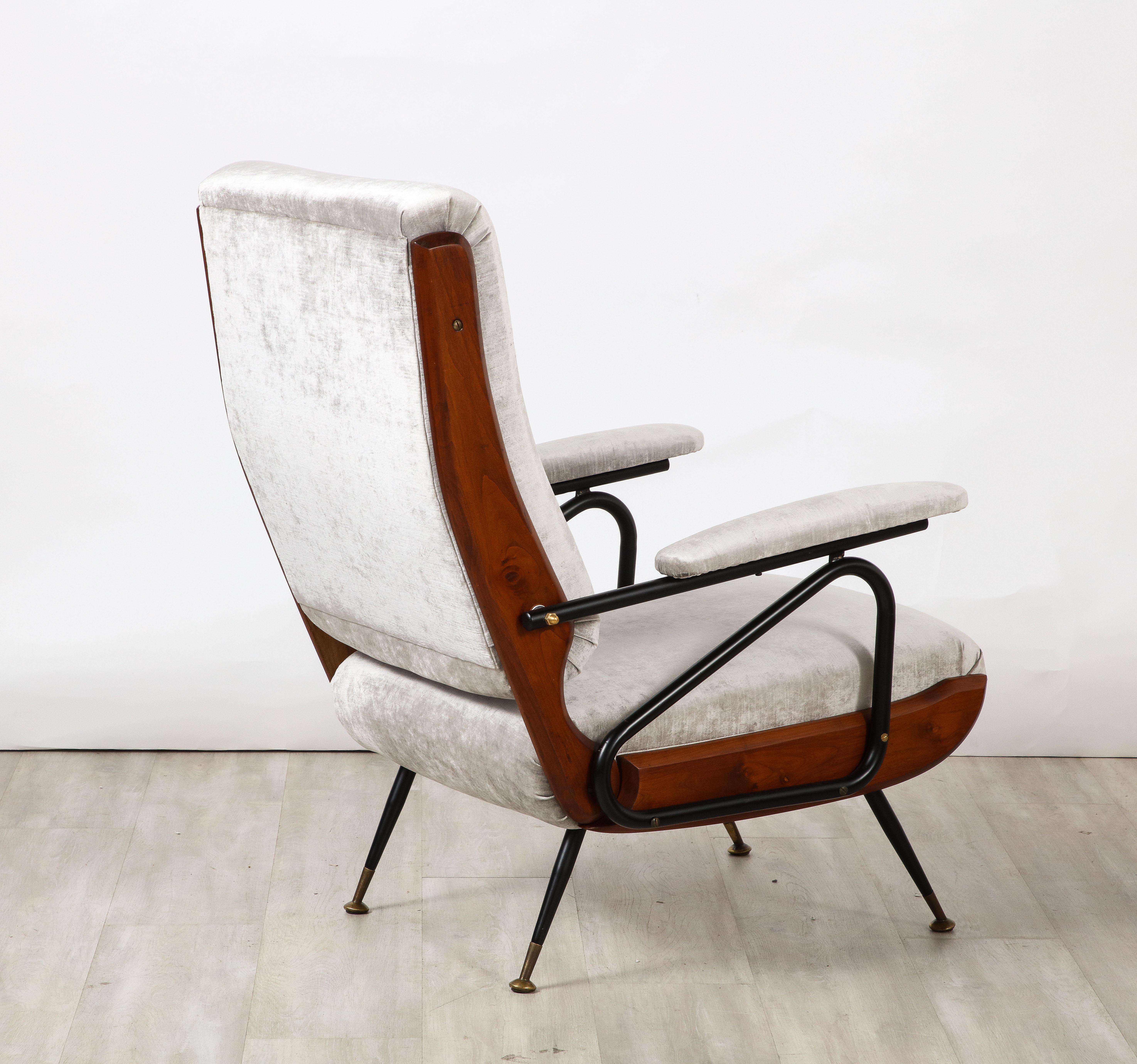 Italian Modernist Pair of Reclining Lounge / Armchairs, Italy, circa 1950  10