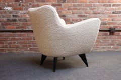 Fauteuil moderniste italien "Perla" en bouclé par Giulia Veronesi pour ISA Bergamo