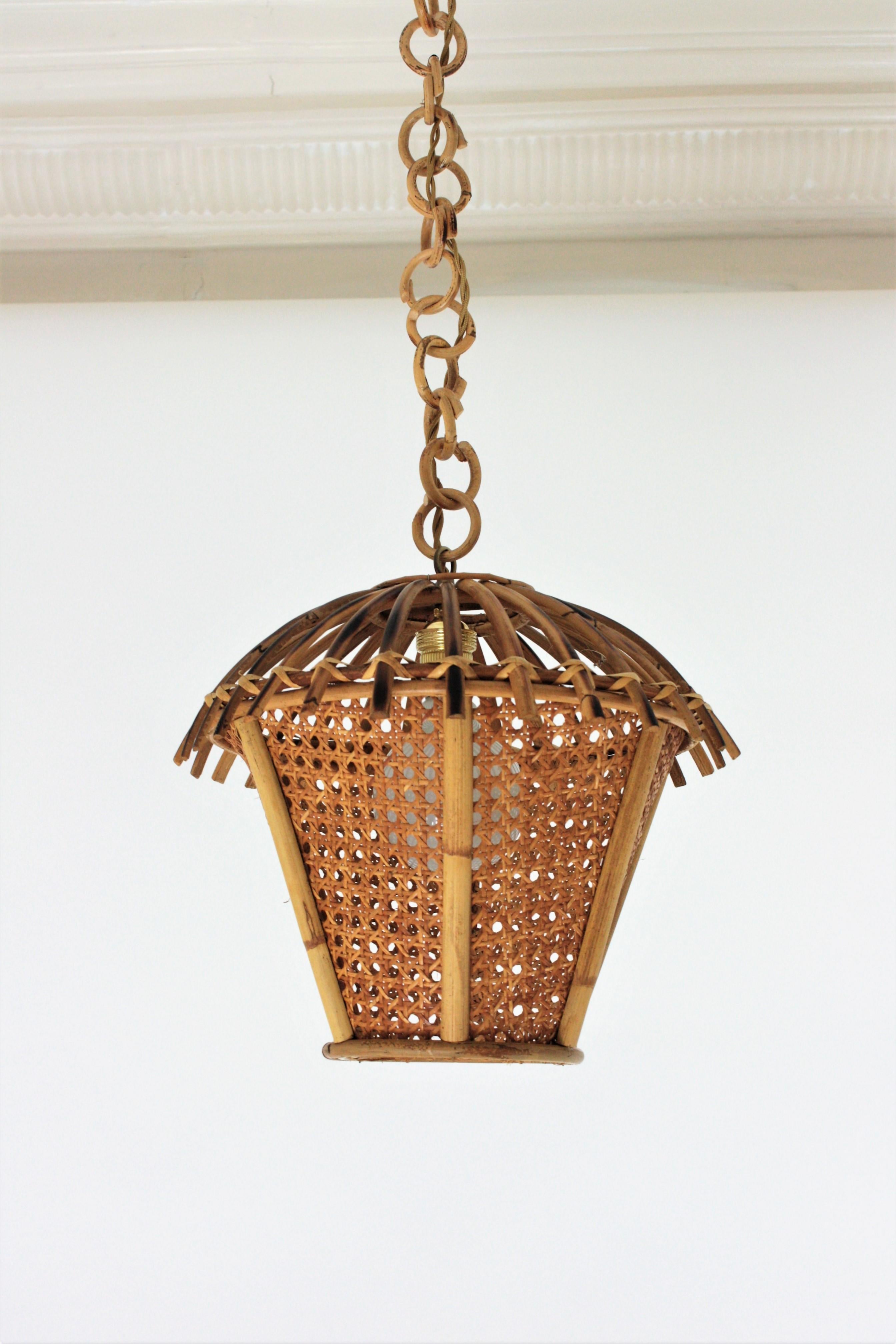 20th Century Italian Modernist Rattan and Wicker Wire Pagoda Pendant Hanging Light, 1960s For Sale