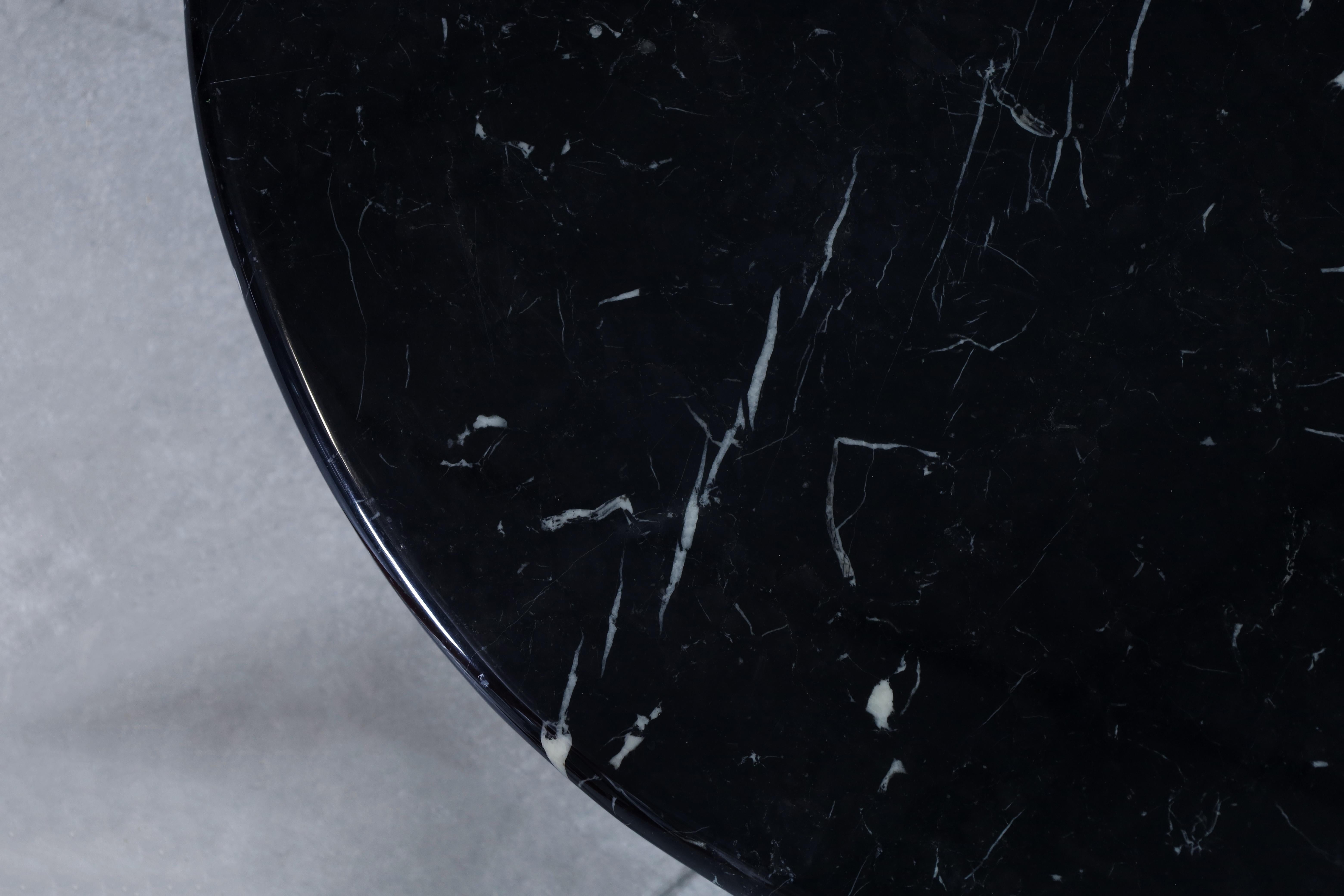 Italian Modernist Round Marble Dining Table 3