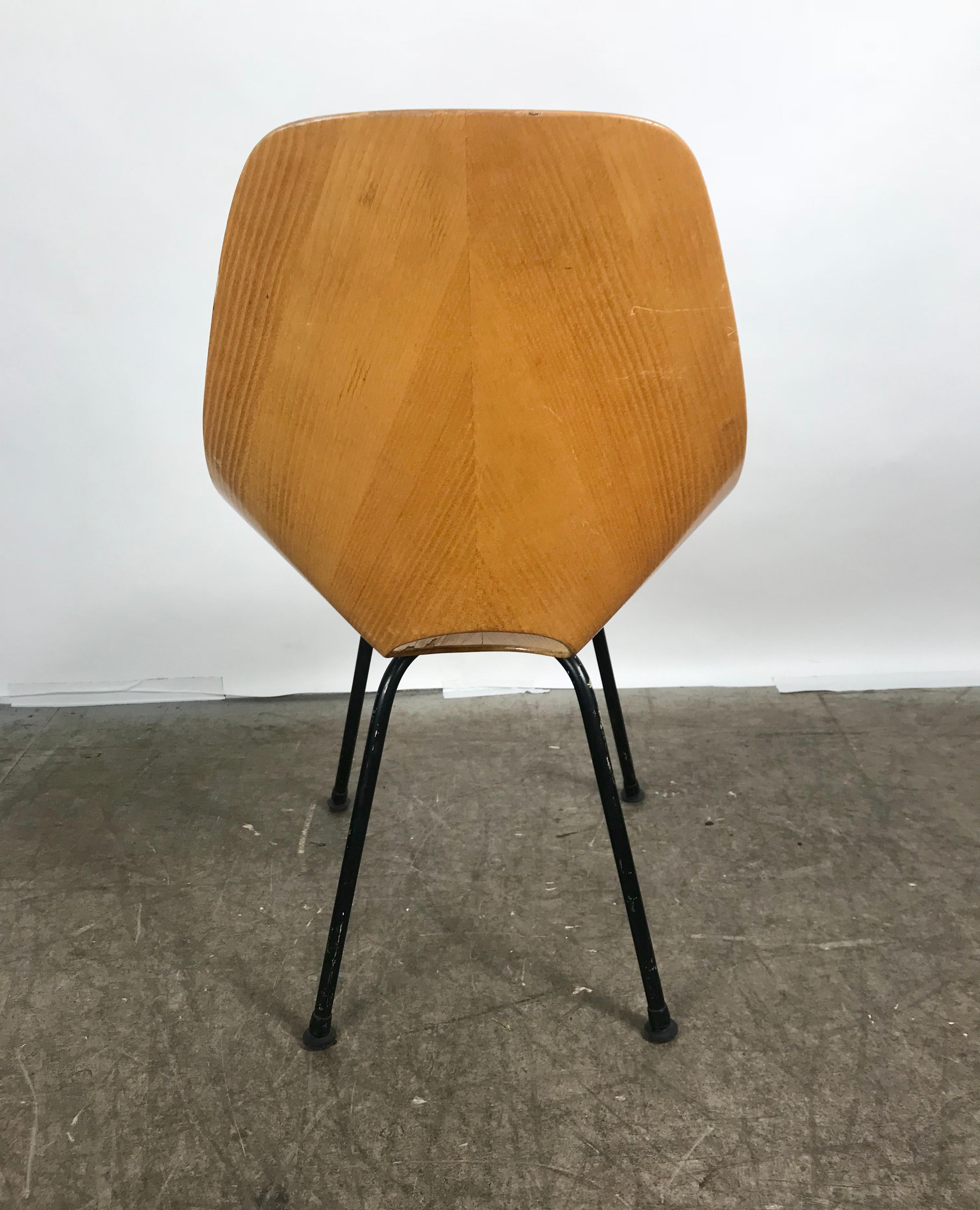 Italienischer modernistischer Beistellstuhl der italienischen Moderne von Vittorio Nobili für Fratelli Tagliabue im Zustand „Gut“ im Angebot in Buffalo, NY