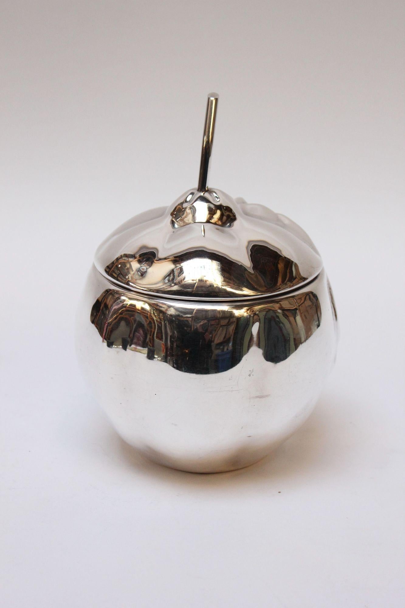 Italienischer modernistischer versilberter, versilberter  Granatapfel-Eiskbel von Teghini (Moderne der Mitte des Jahrhunderts)