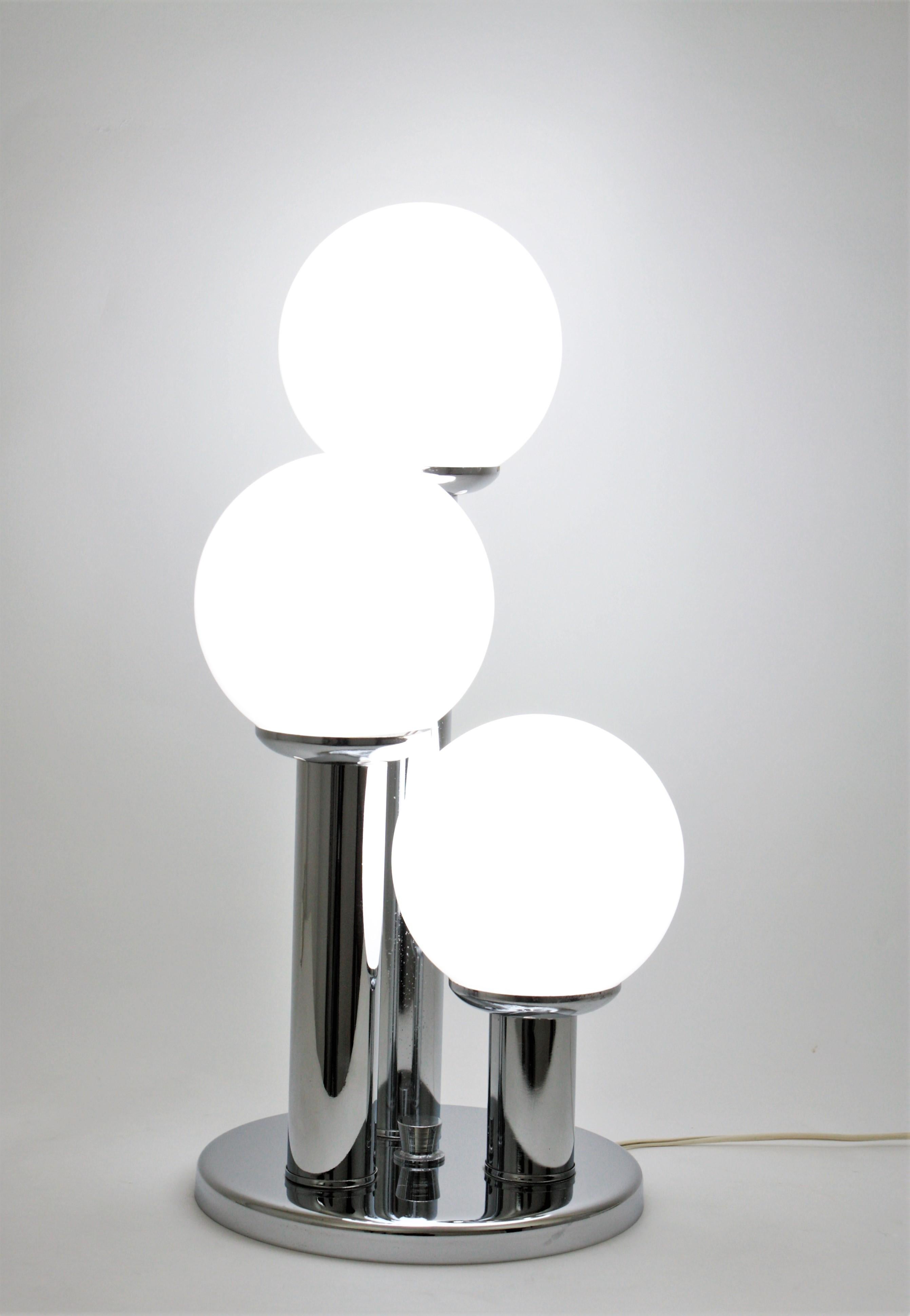 Mid-Century Modern Italian Modernist Stilnovo Style Chrome Table Lamp with Three Glass Globe Shades For Sale
