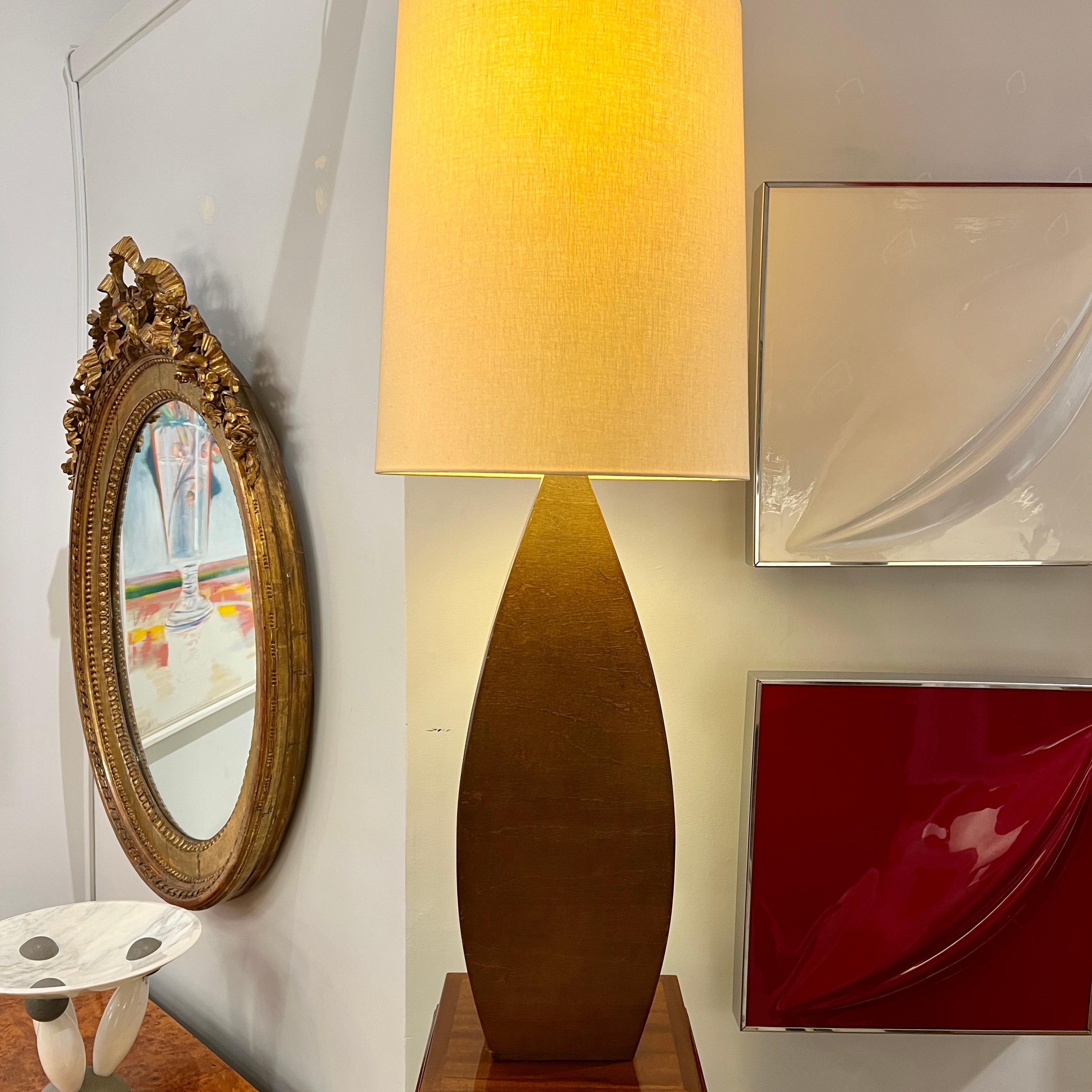 Metà XX secolo Lampada da tavolo modernista italiana in vendita