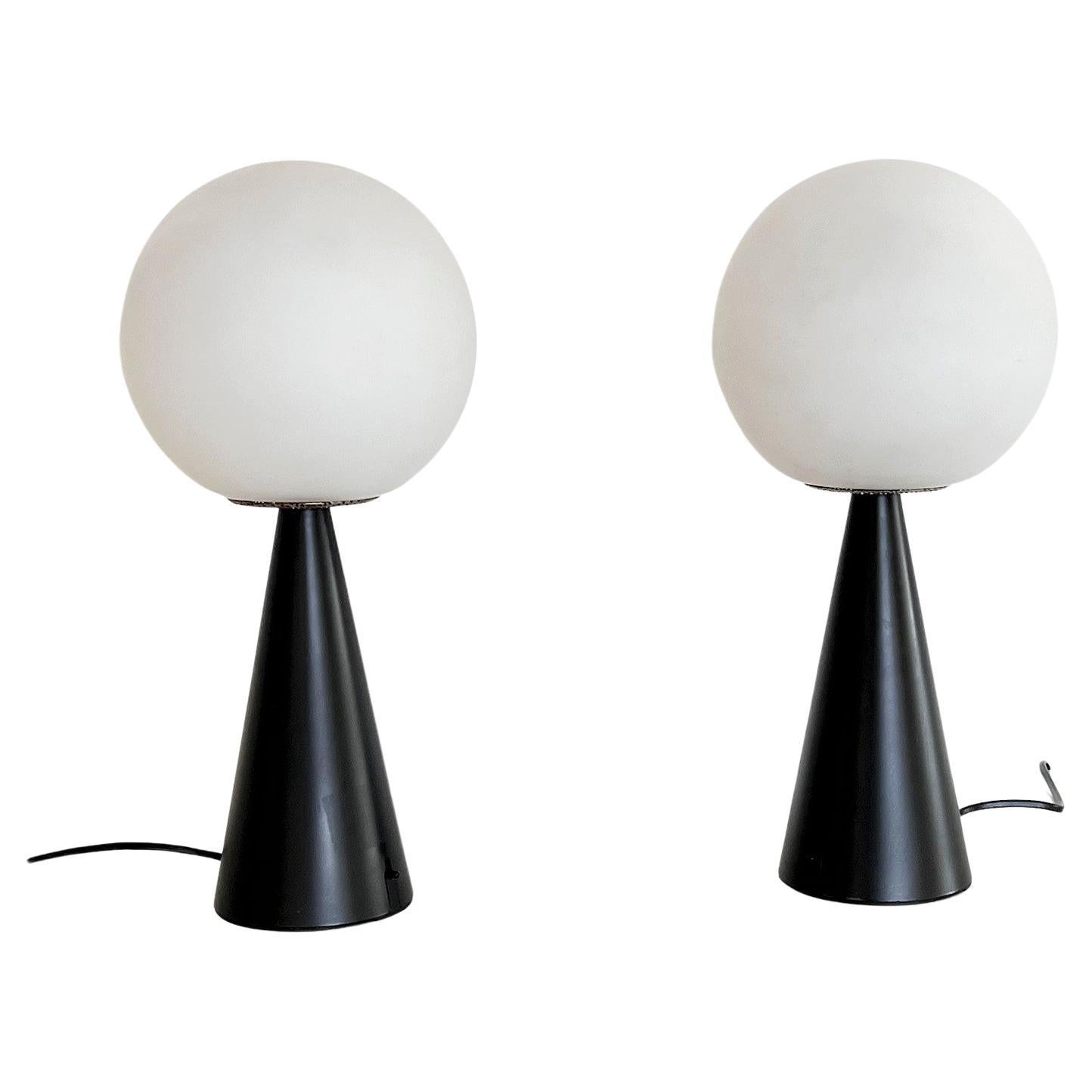 Italian Modernist Table lamps in Glass and Metal by Tre Ci Luce, 1980s, Set of 2 For Sale