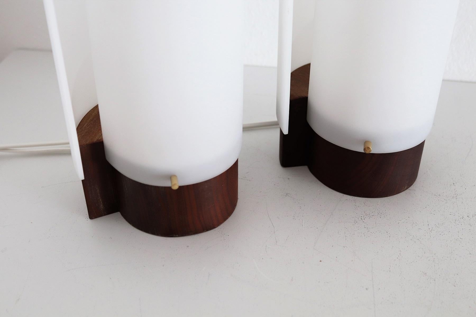 Italian Modernist Teakwood Table Lamps with Methacrylic Curved Shades, 1950s For Sale 3