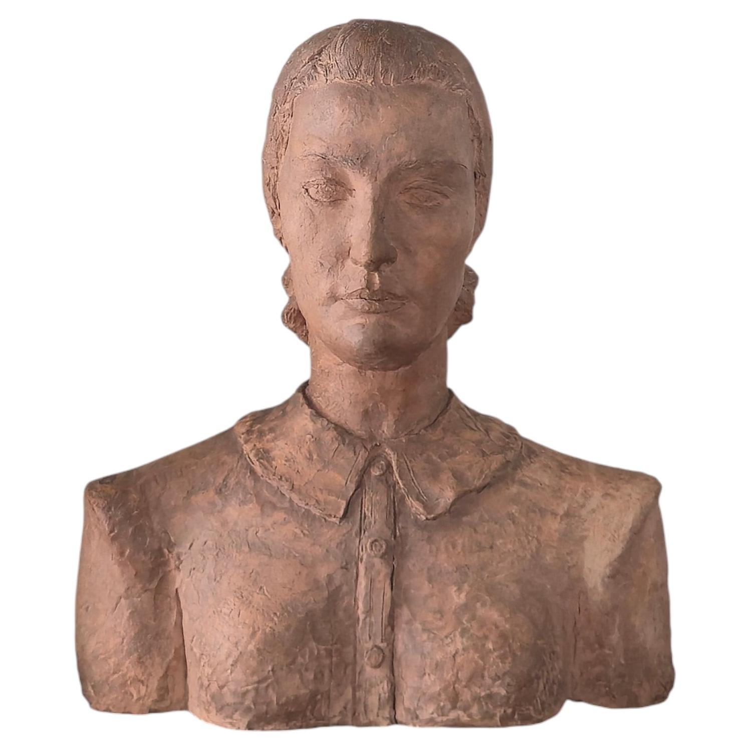 Moderne italienische Terrakotta-Porträtbüste einer Frau, signiert und datiert 1938 im Angebot