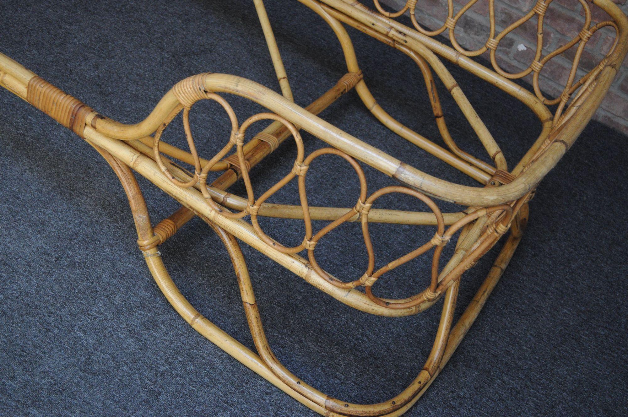 Italienisches modernistisches Tagesbett aus Rattan und Bambus im Tito-Agnoli-Stil der Moderne / Einzelbett im Angebot 3