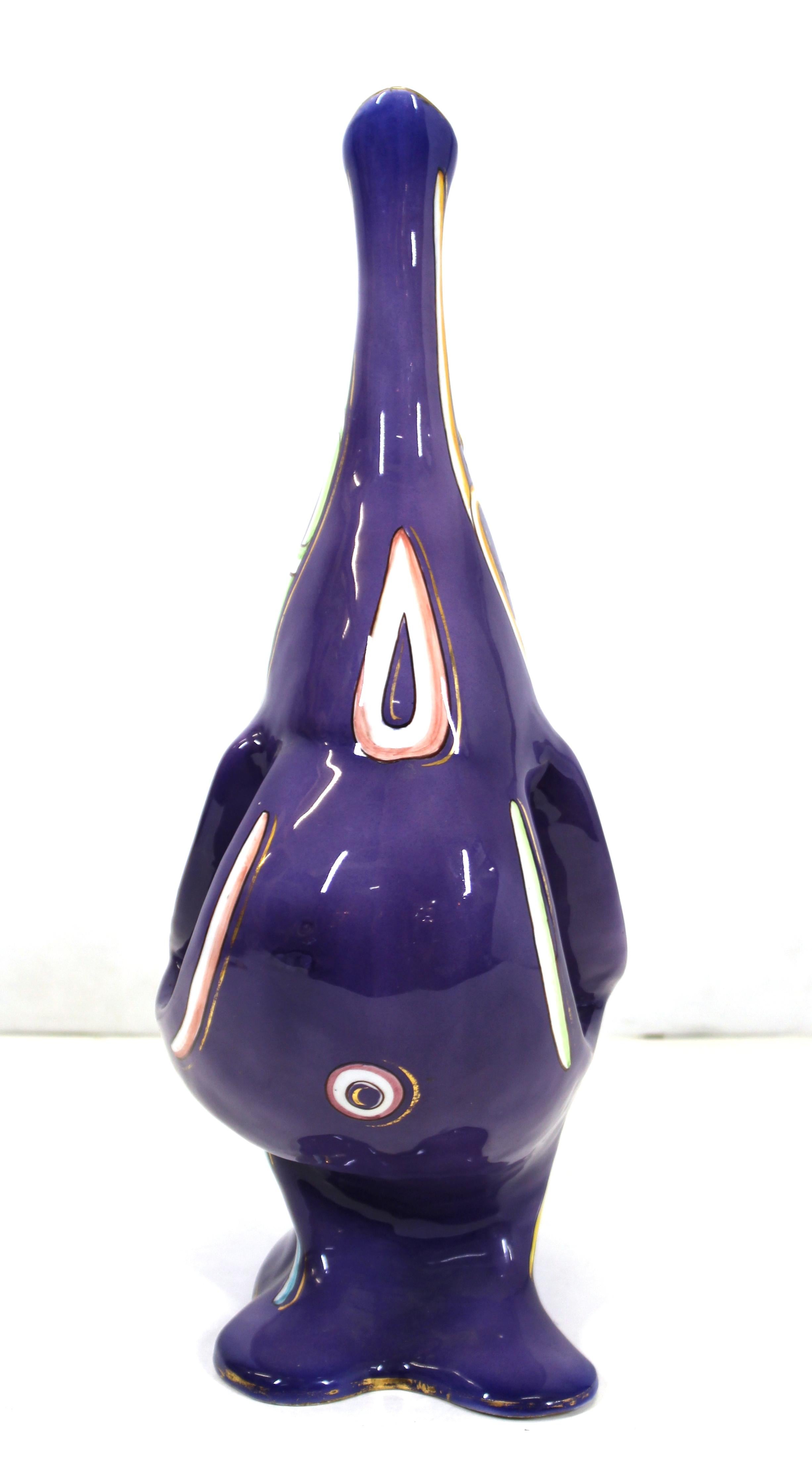 Italian Modernist Whimsical Glazed Ceramic Vase with Gold Detailing In Good Condition For Sale In New York, NY